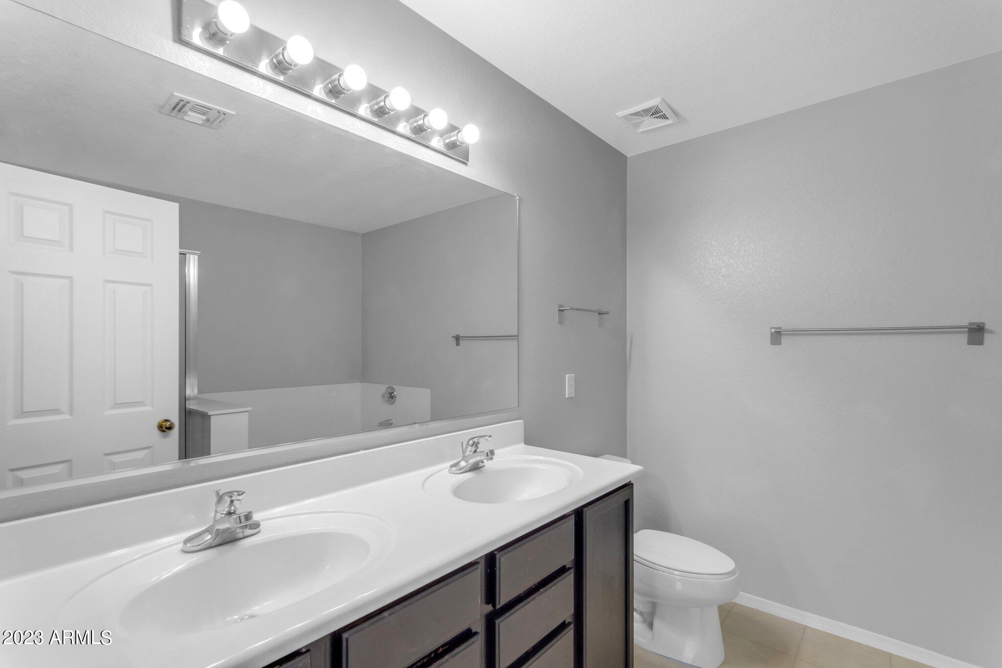 21127 E AVENIDA DEL VALLE Court