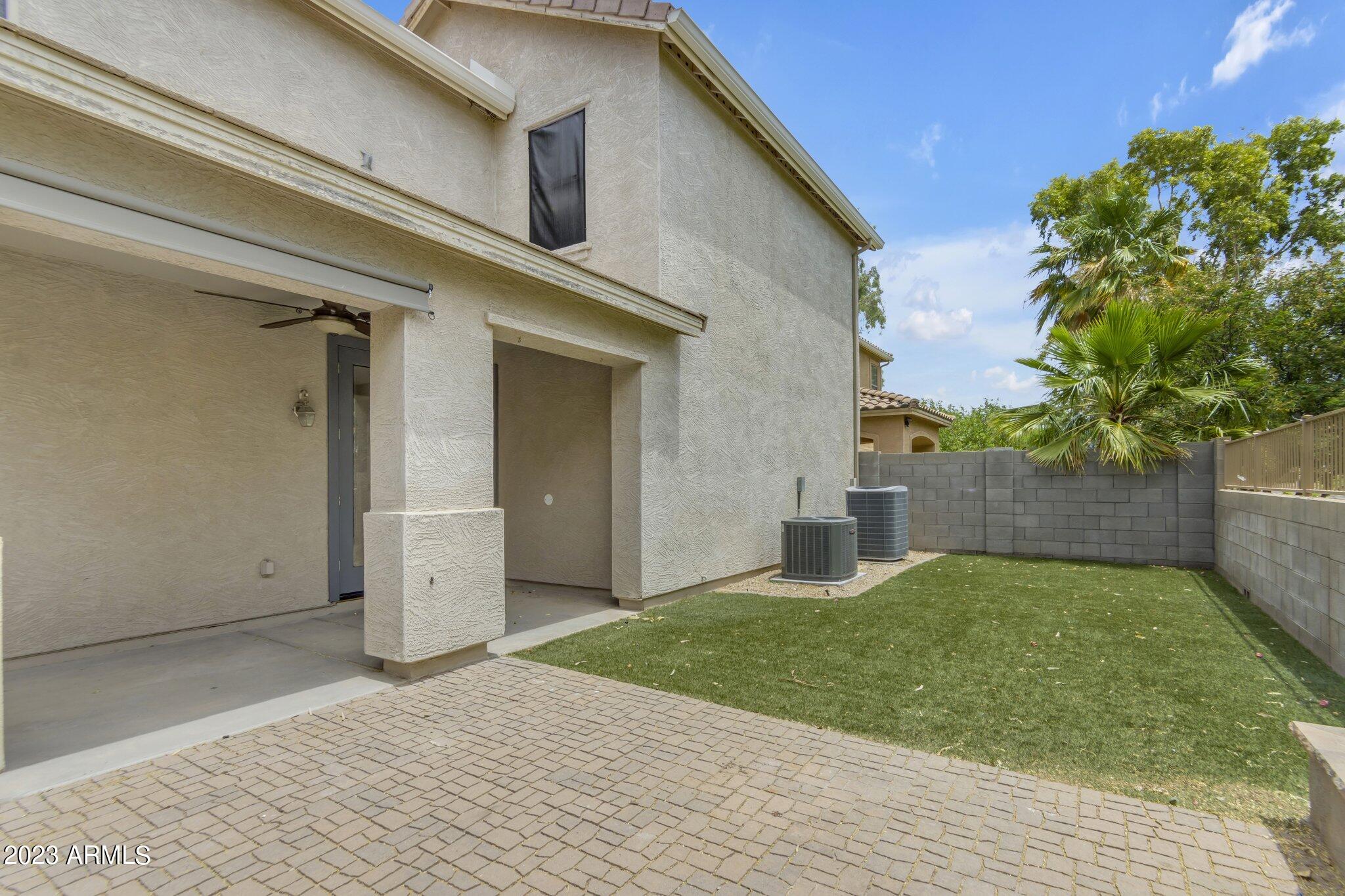 21127 E AVENIDA DEL VALLE Court