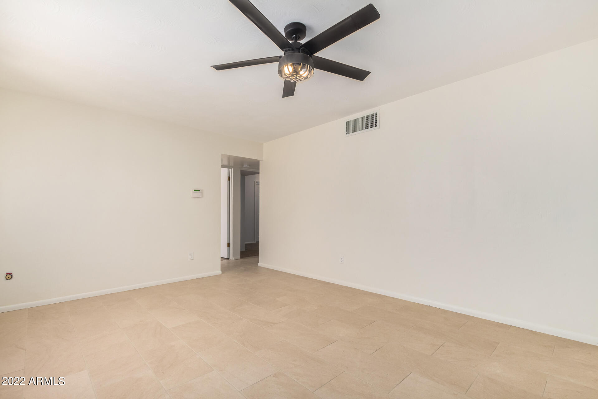 1407 E EL CAMINO Drive