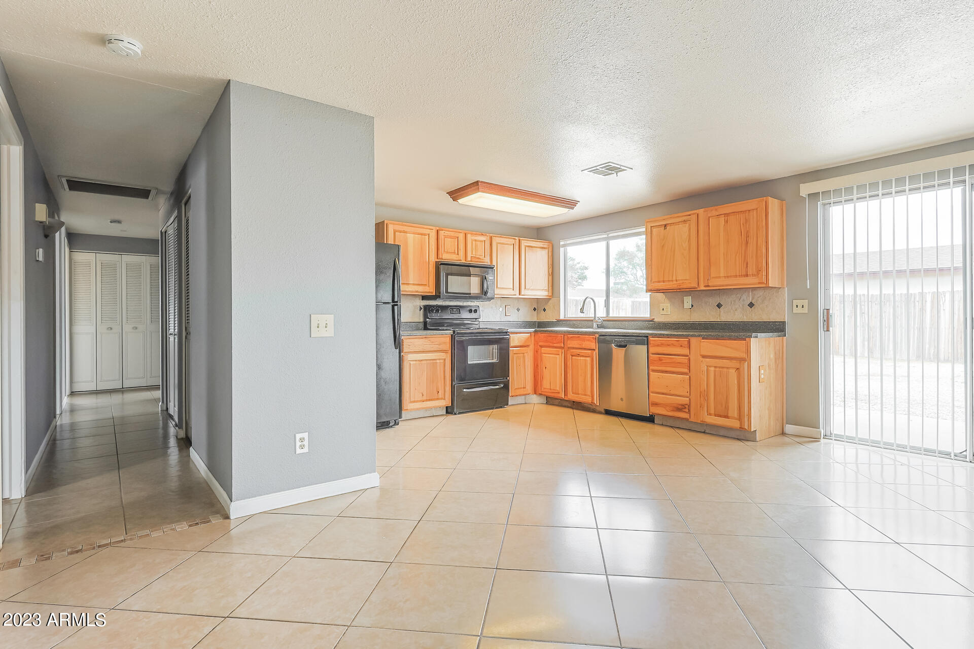 1522 W EL MONTE Place