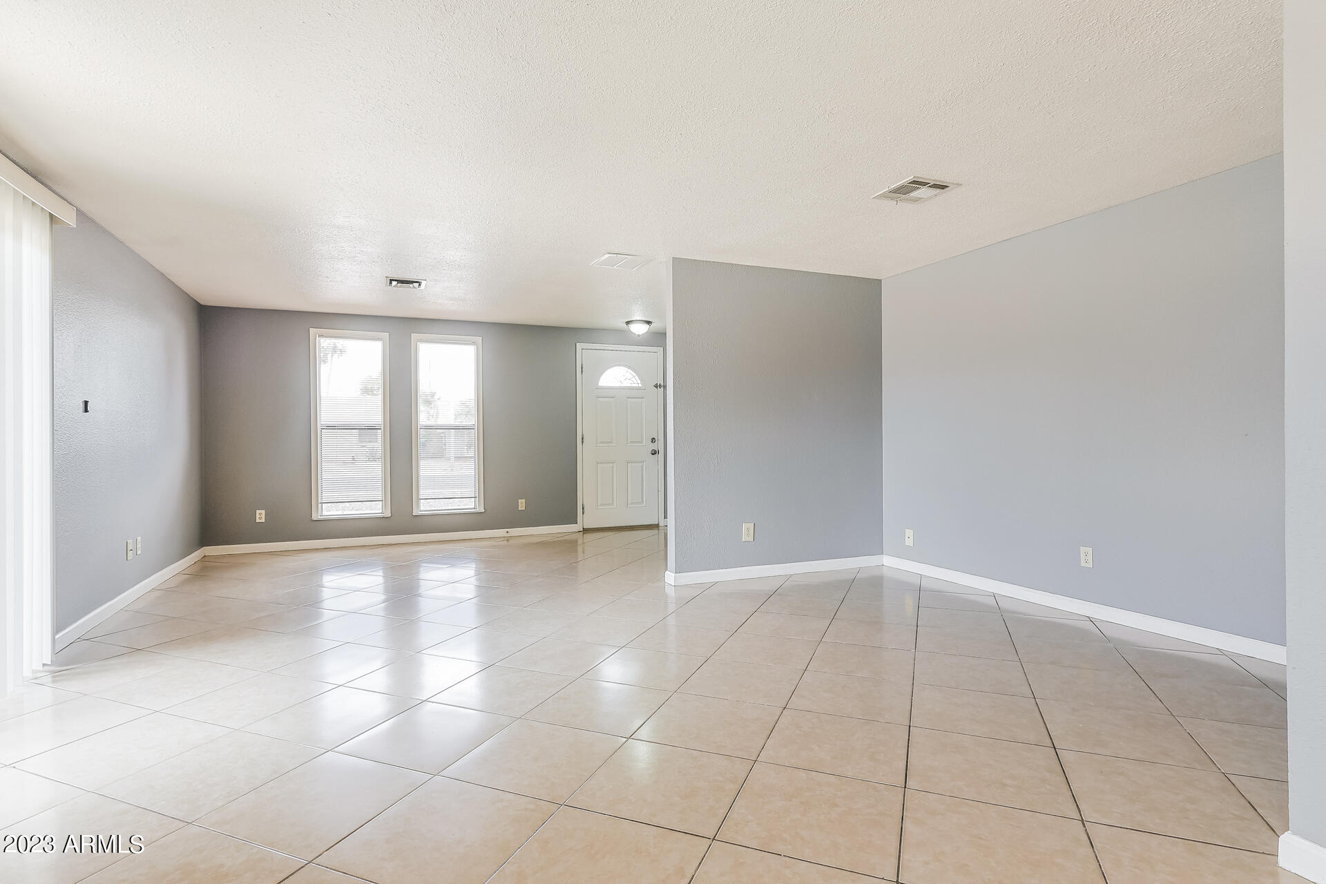 1522 W EL MONTE Place