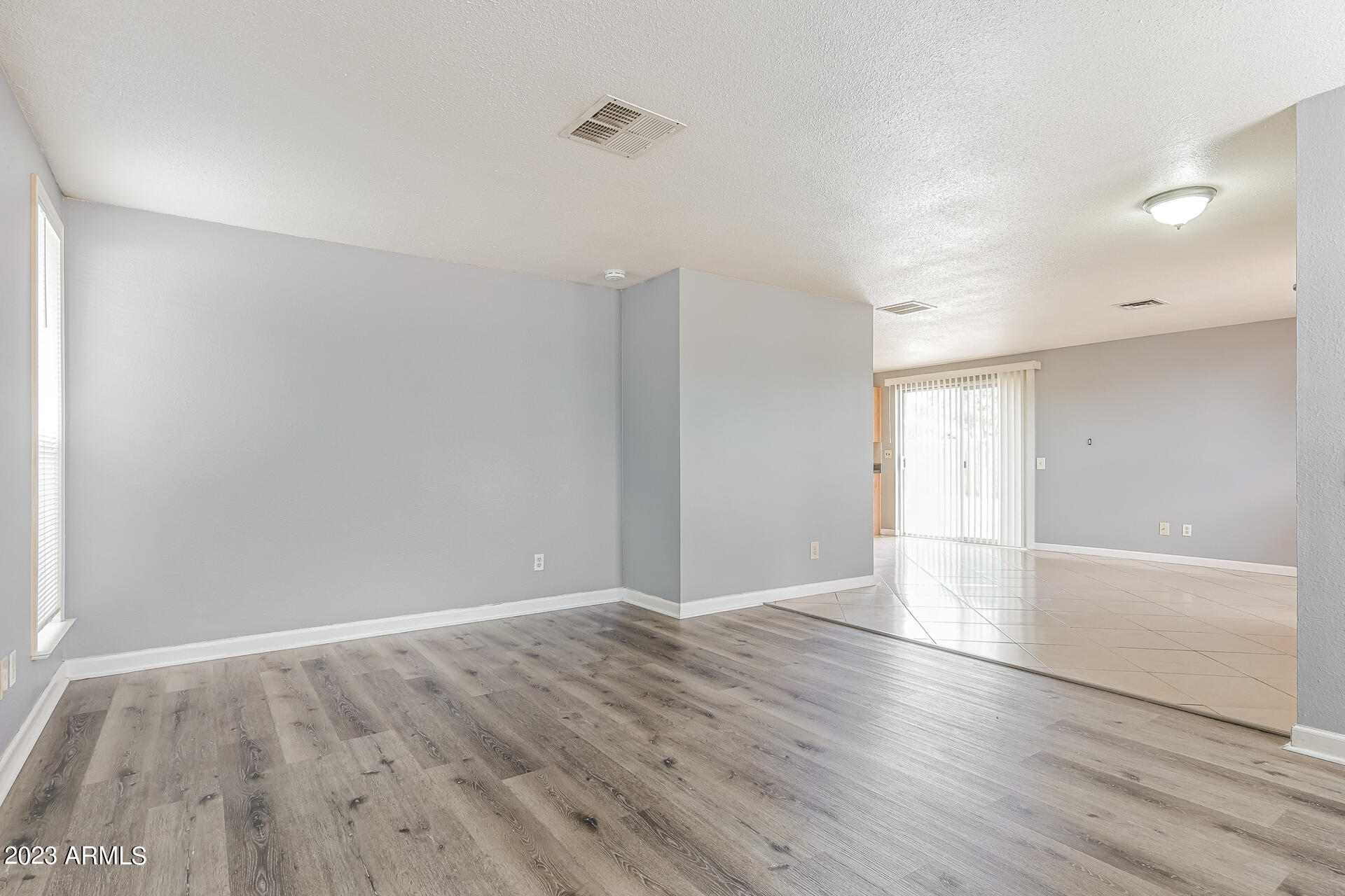 1522 W EL MONTE Place