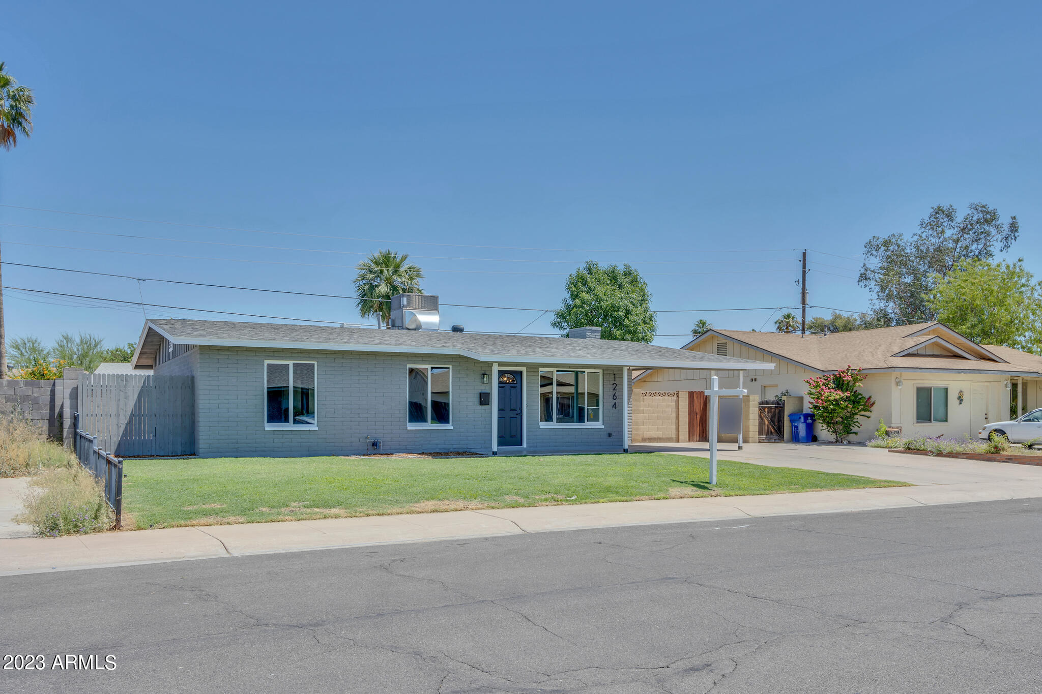 1264 E CAMPUS Drive