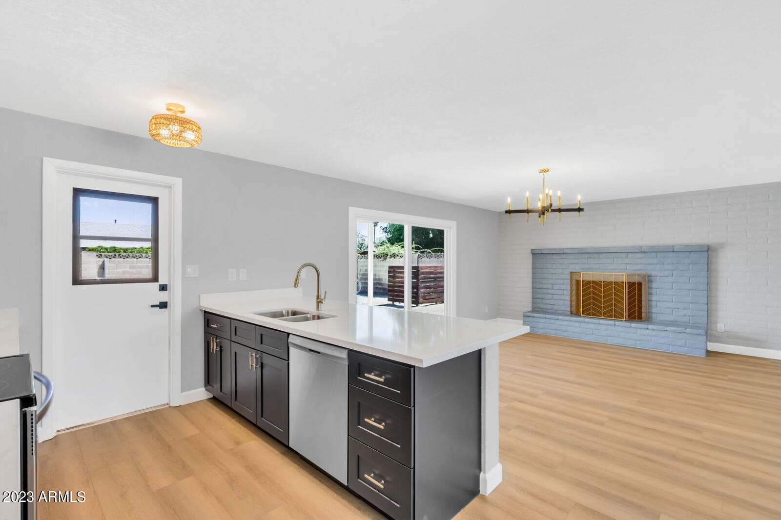 1264 E CAMPUS Drive
