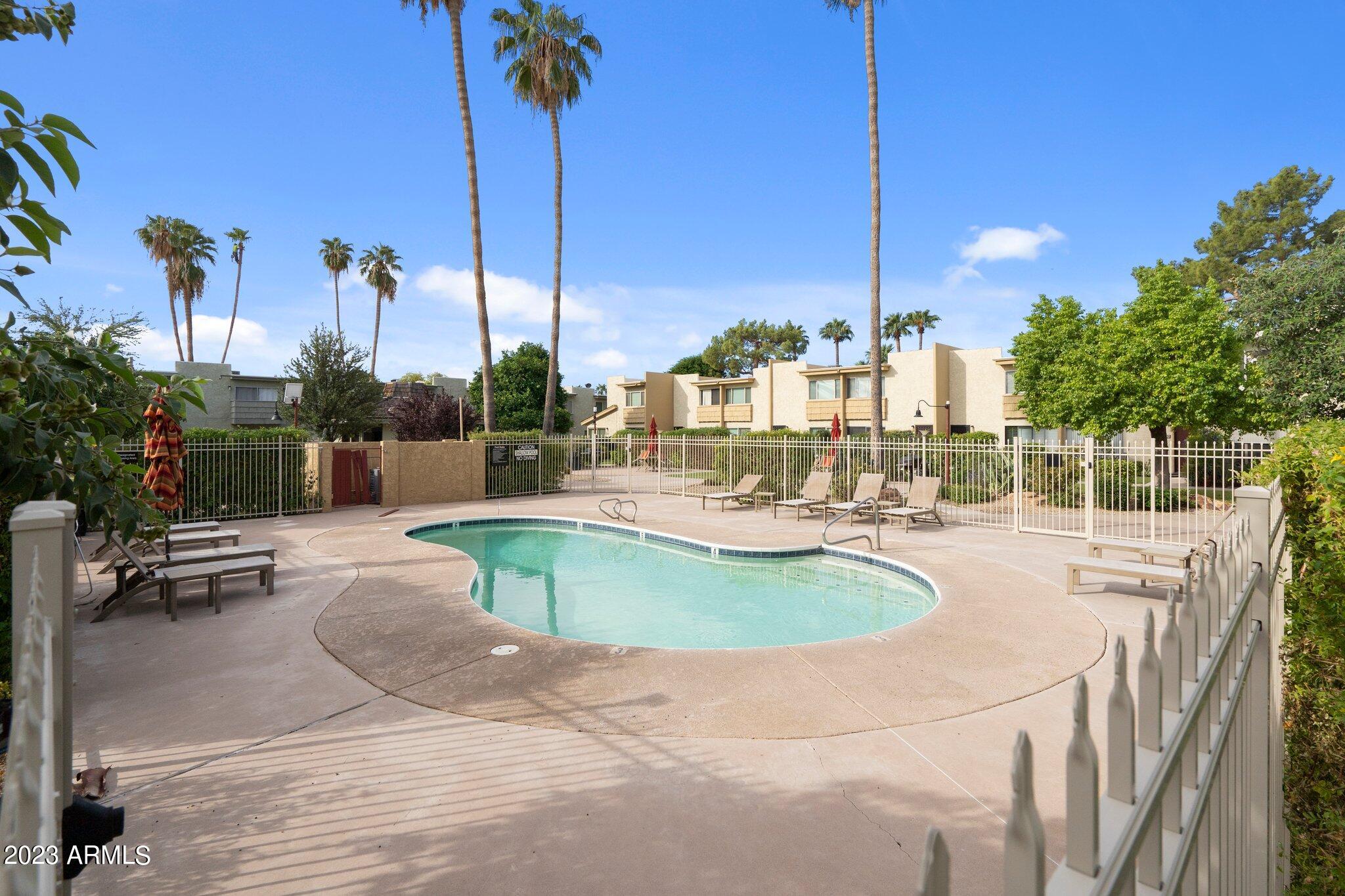 4610 N 68TH Street # 416