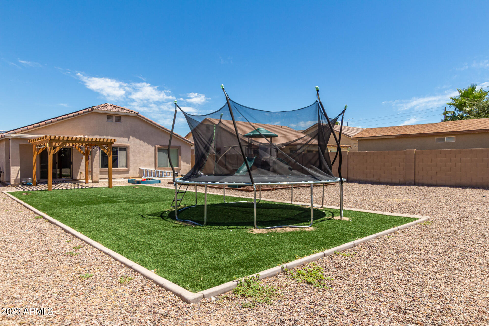 12509 W WINSLOW Avenue