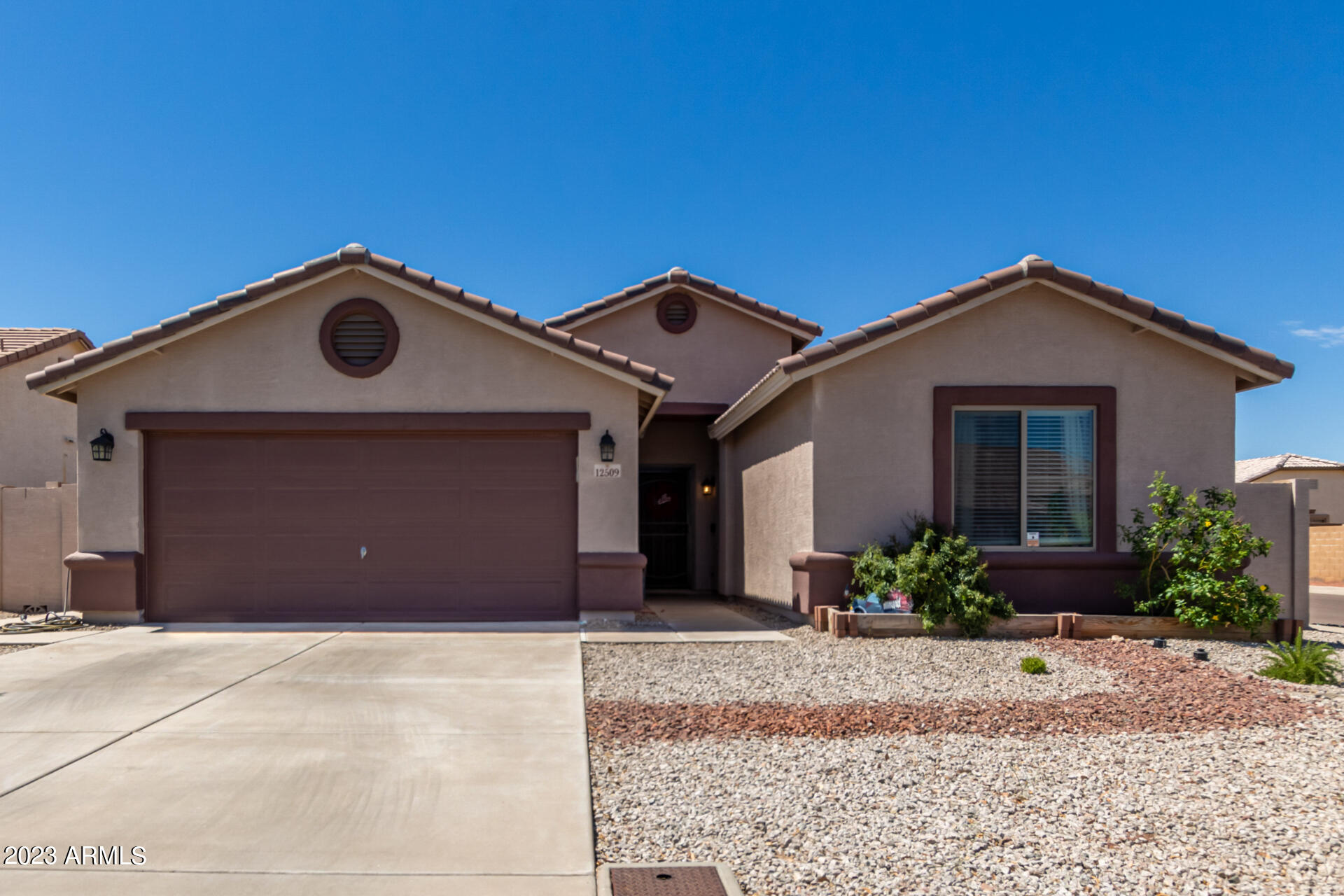 12509 W WINSLOW Avenue