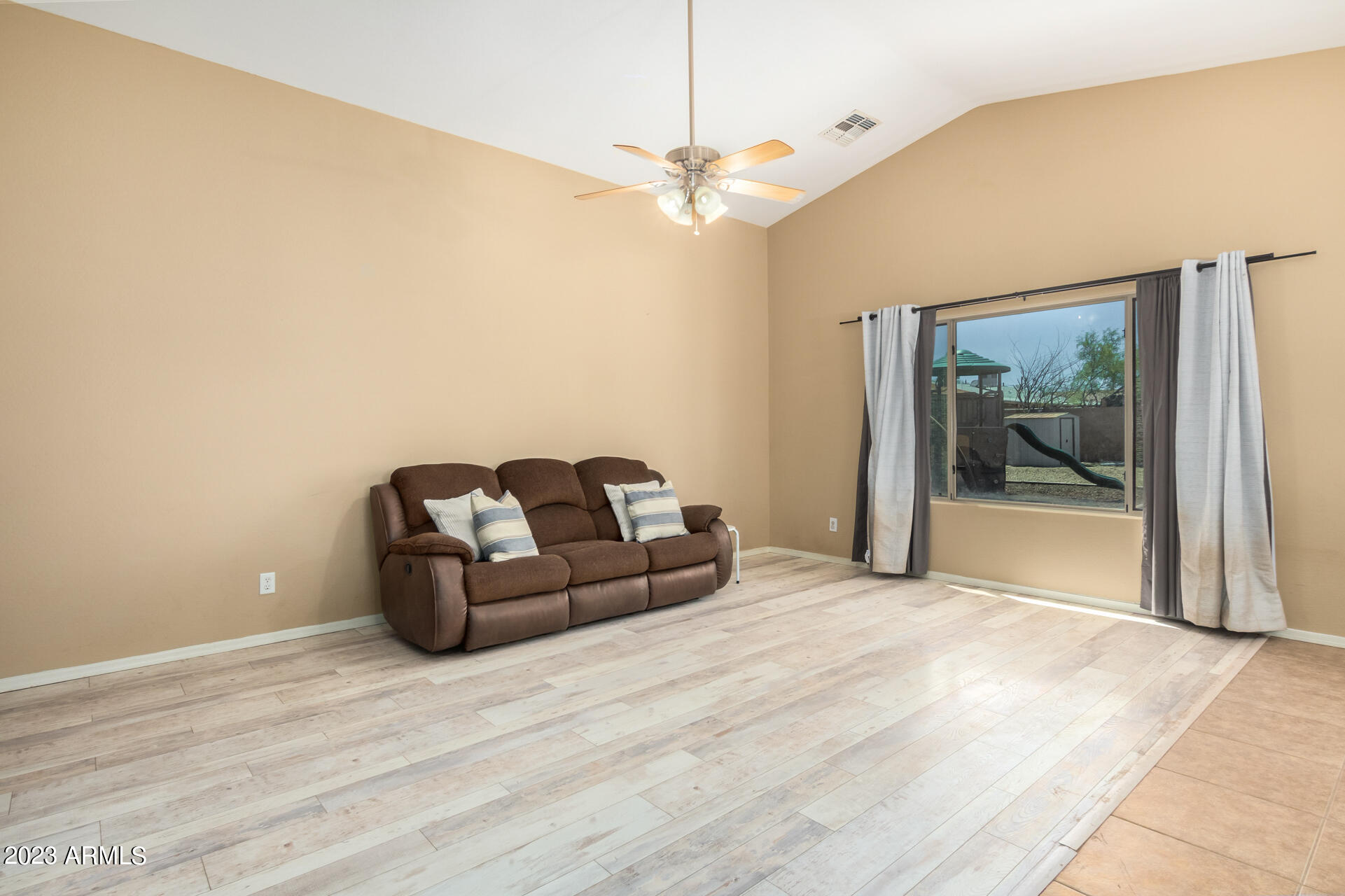 12509 W WINSLOW Avenue