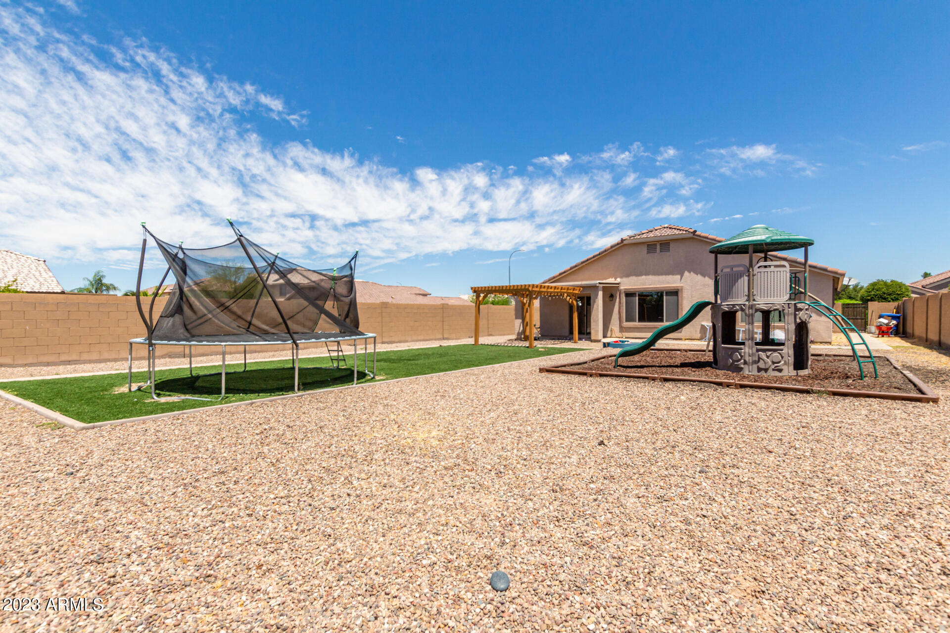 12509 W WINSLOW Avenue