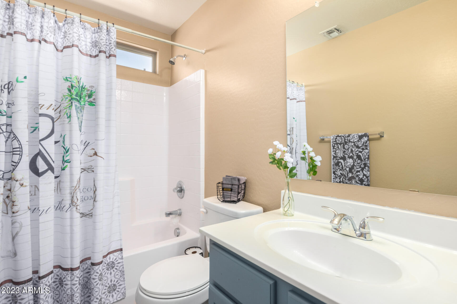 12509 W WINSLOW Avenue