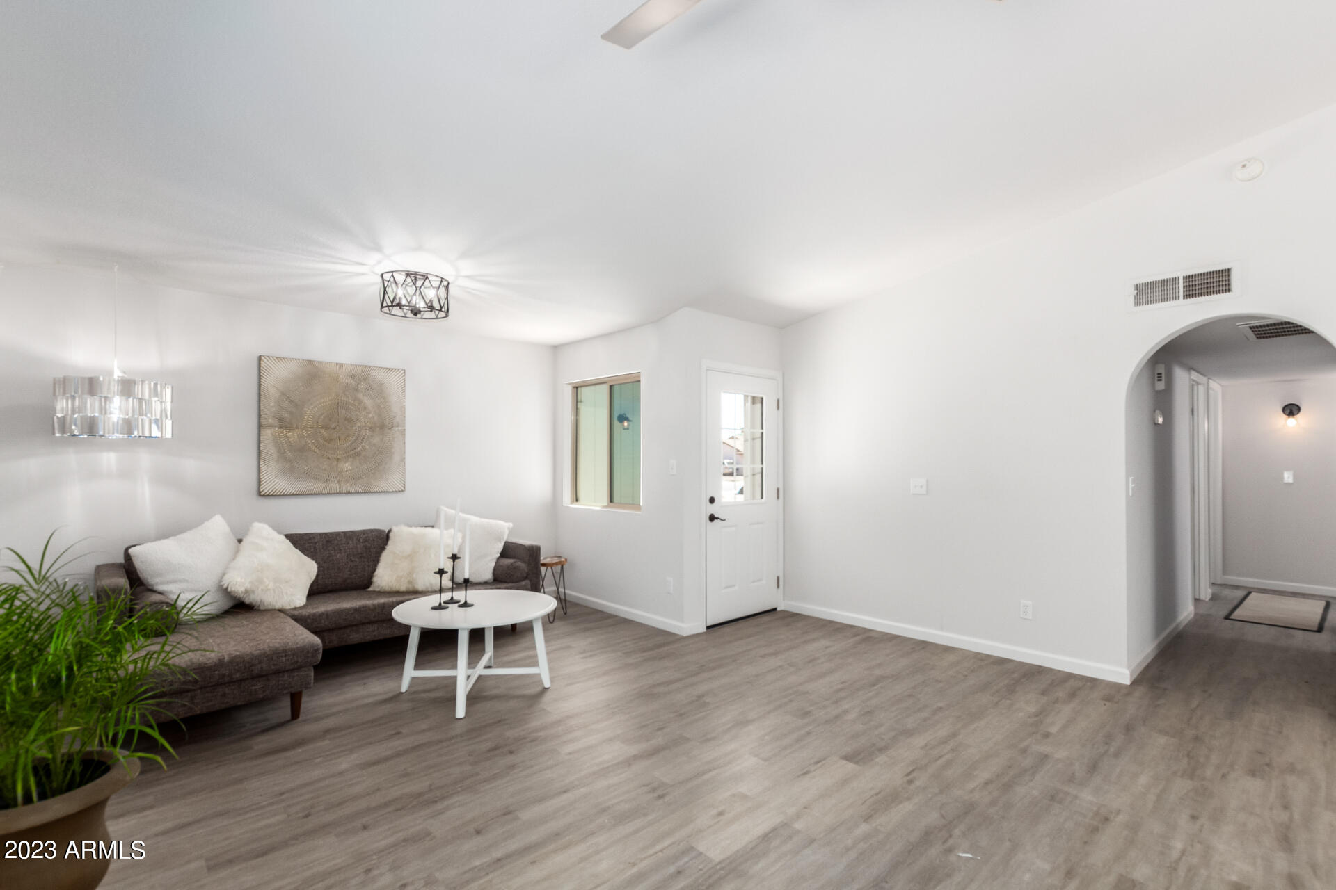 9010 W FLOWER Street