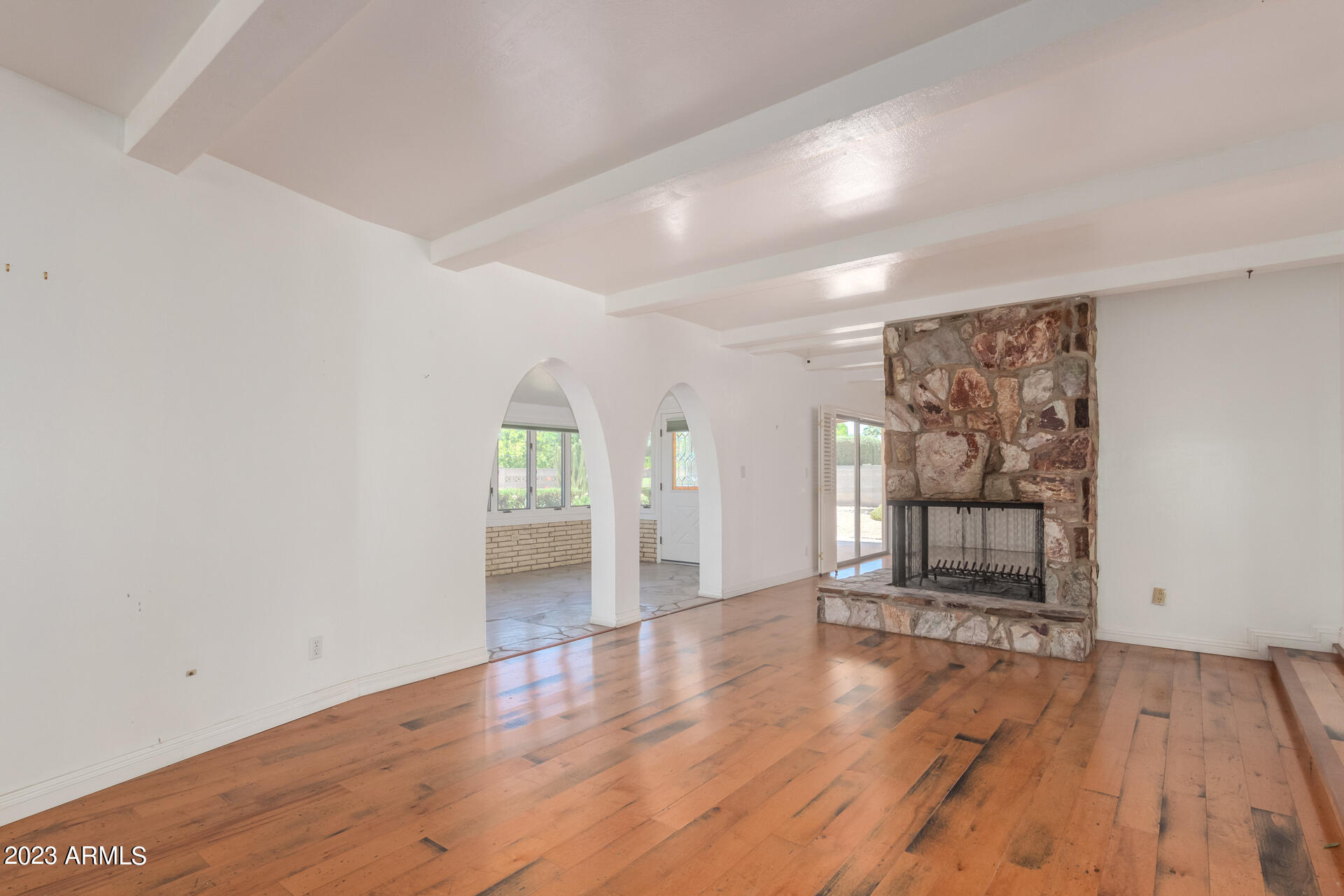 206 N FLORENCE Avenue