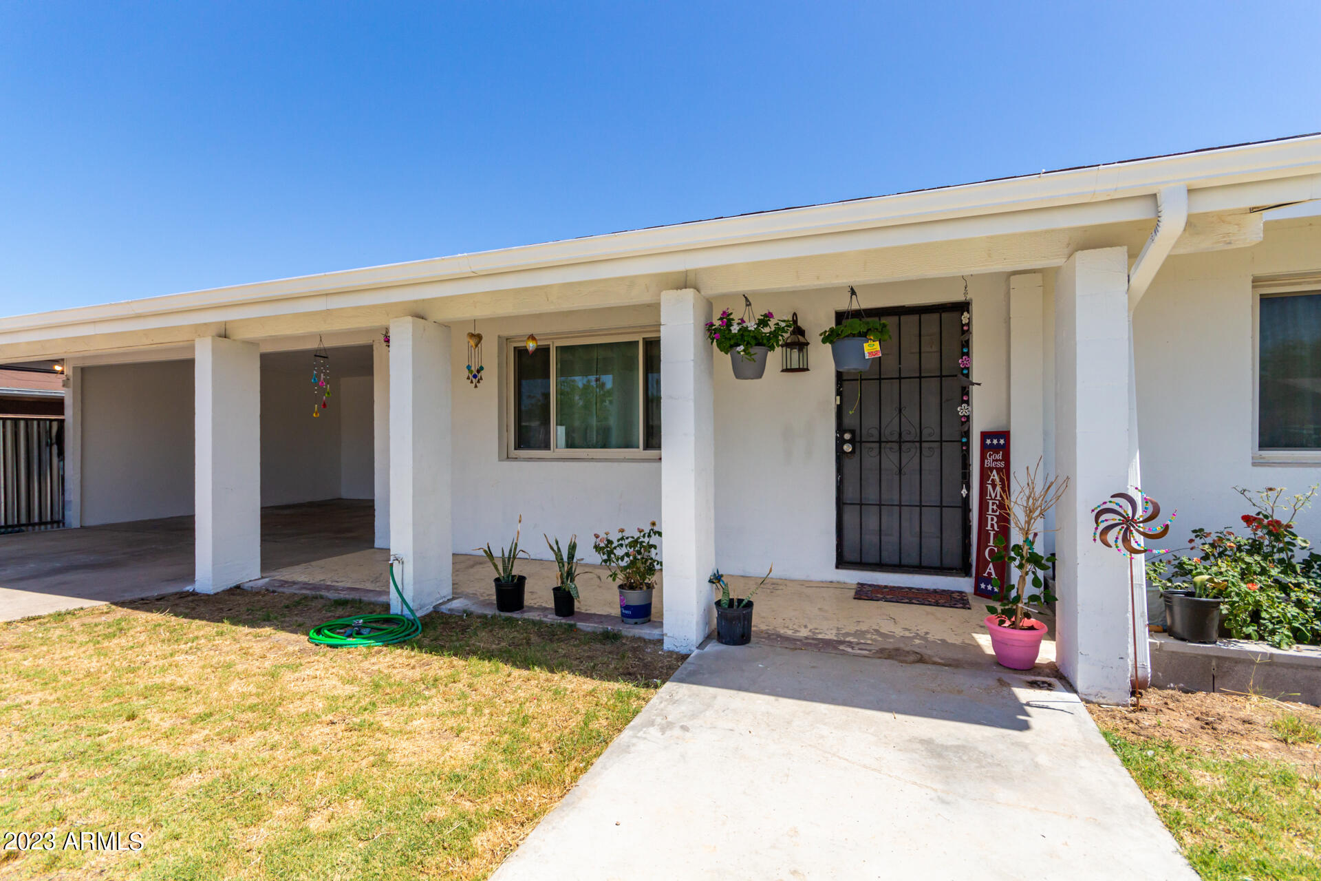 6259 W WOLF Street