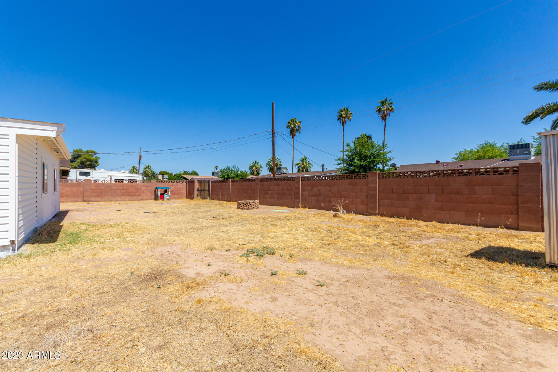 6259 W WOLF Street