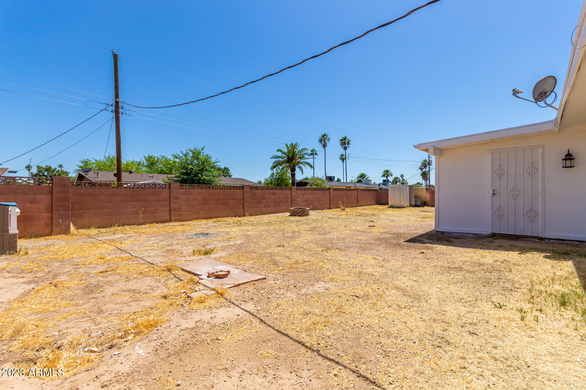6259 W WOLF Street
