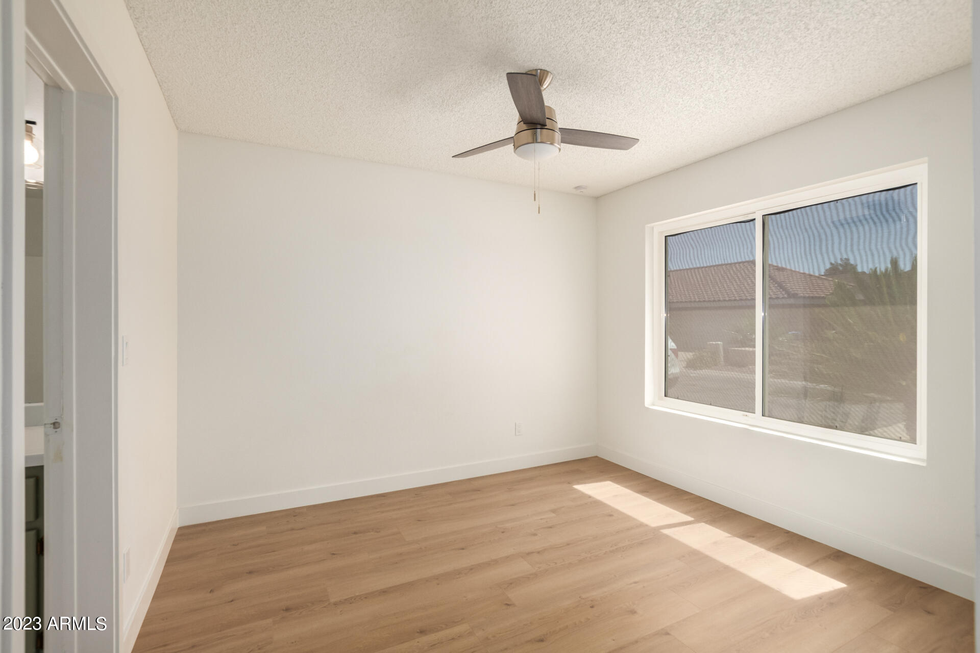 905 E ANNETTE Drive