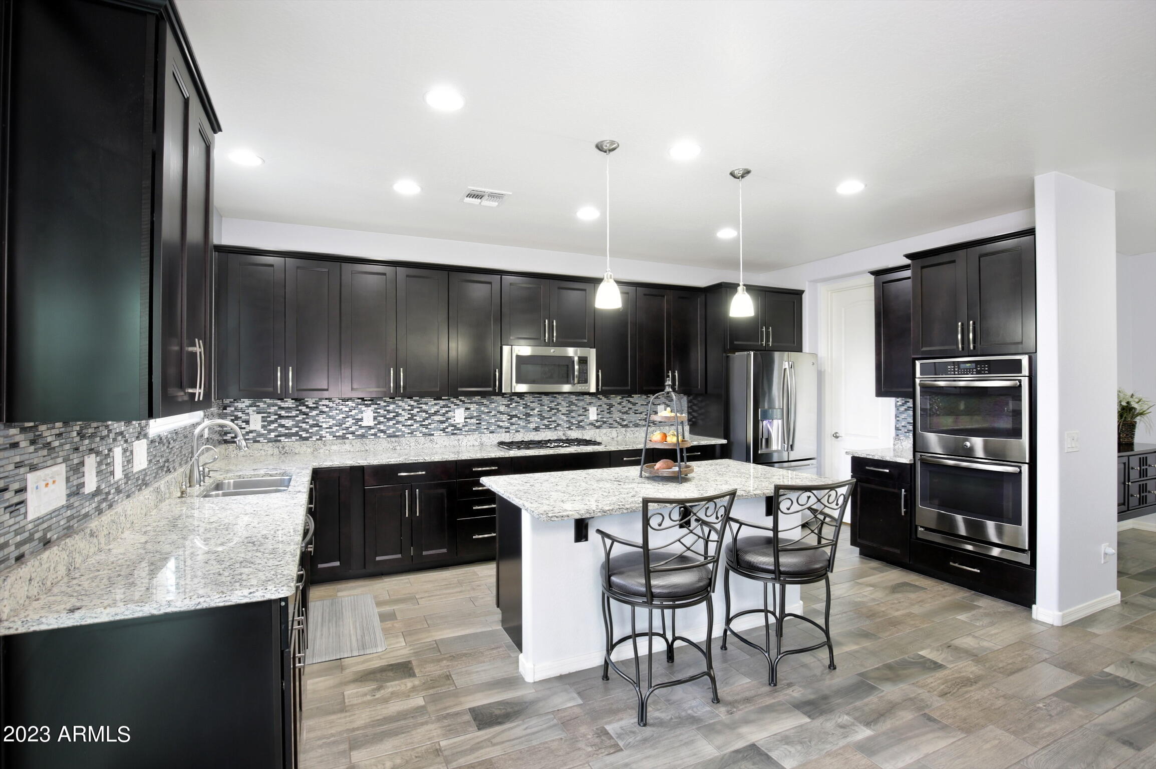 15367 W CORRINE Drive