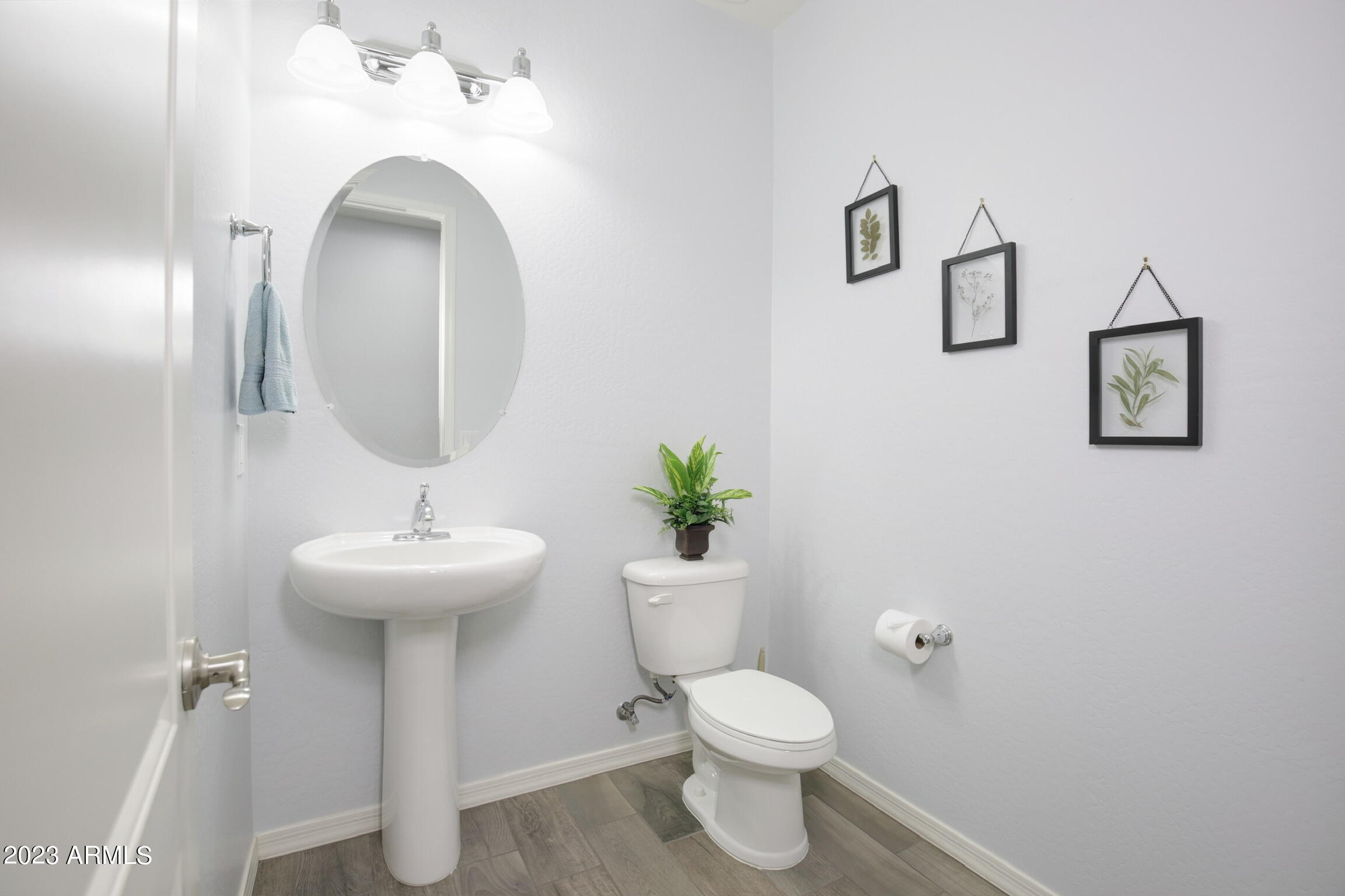 15367 W CORRINE Drive