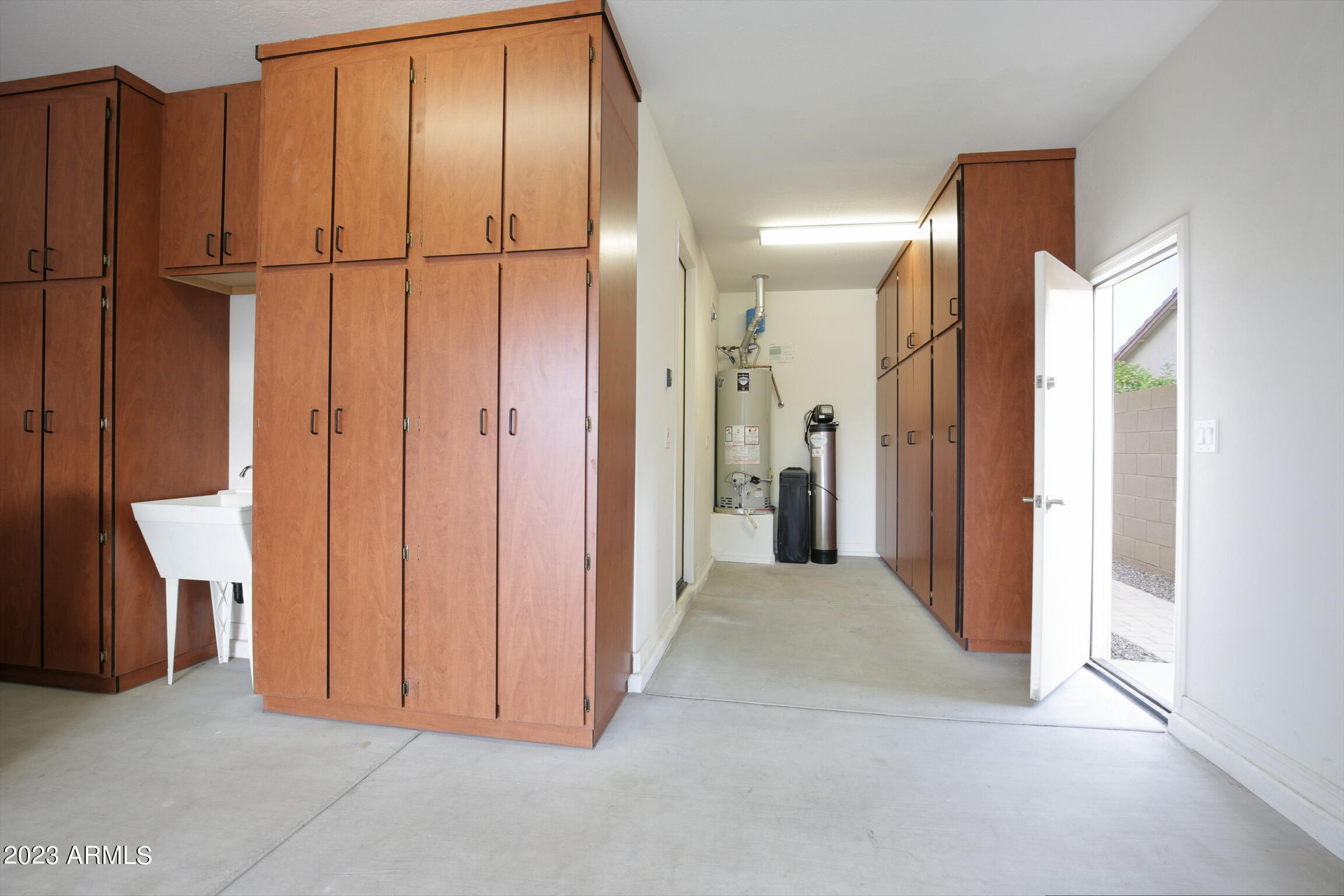 15367 W CORRINE Drive