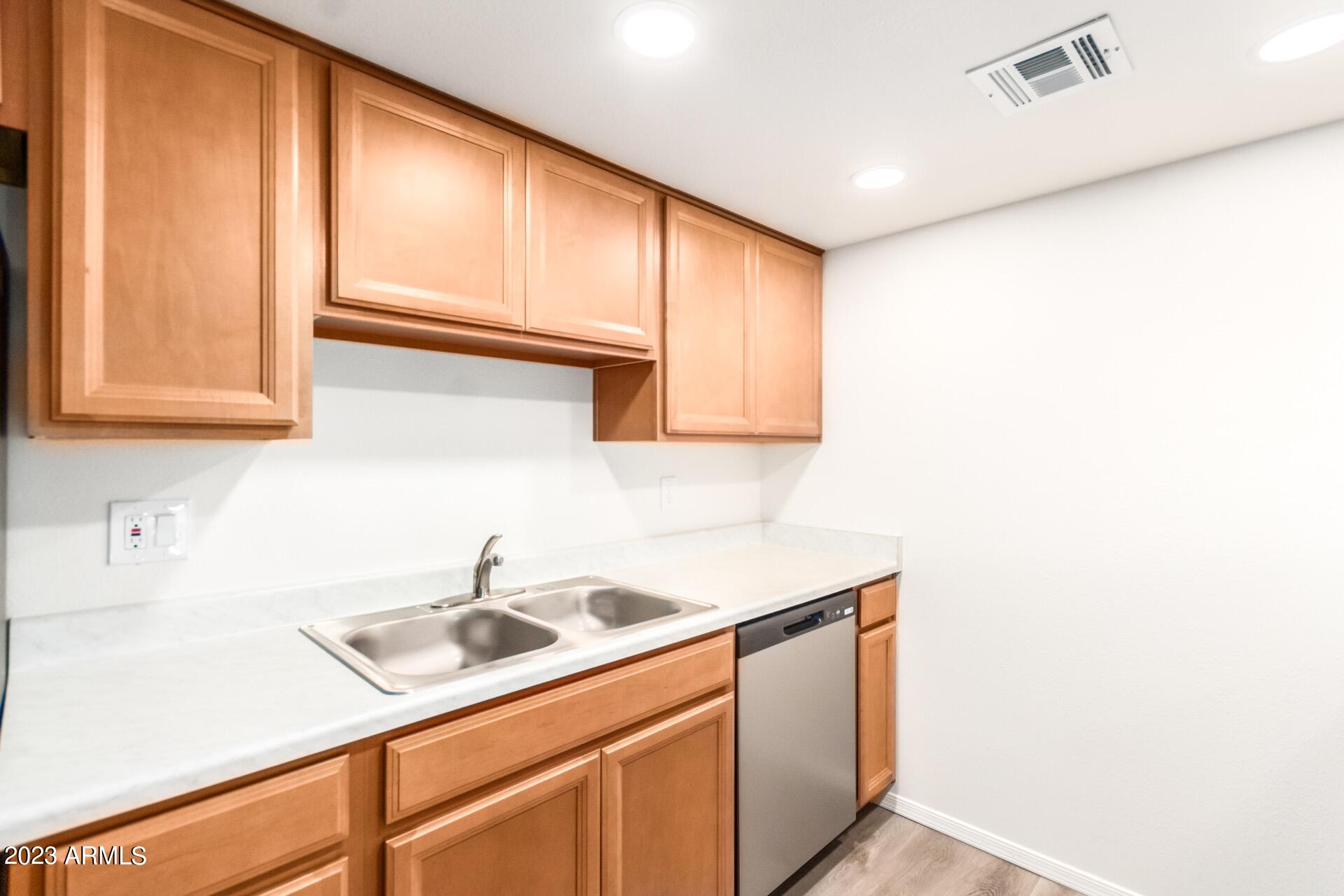 3511 E Baseline Road # 1079