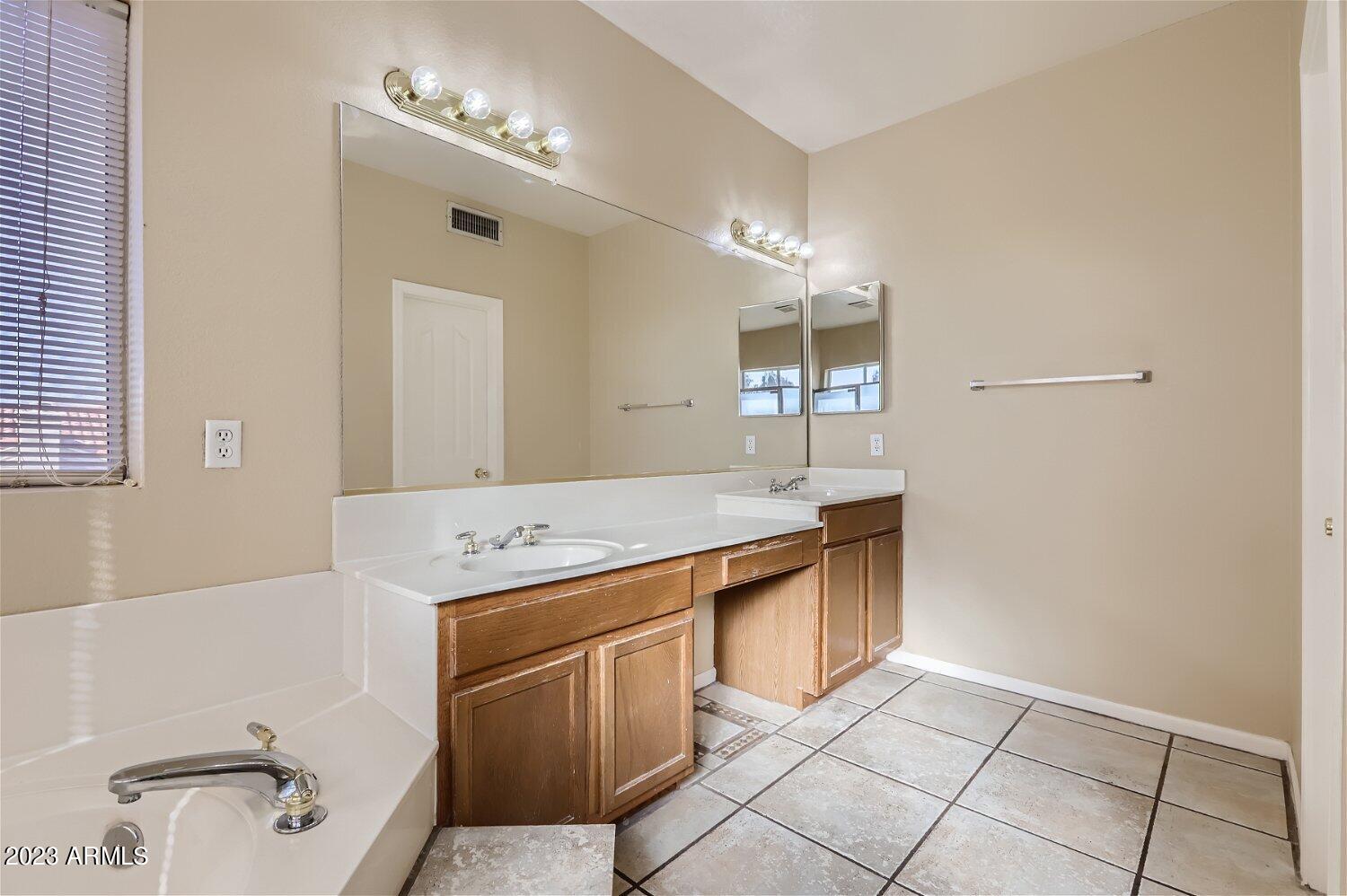 12331 W ALVARADO Road