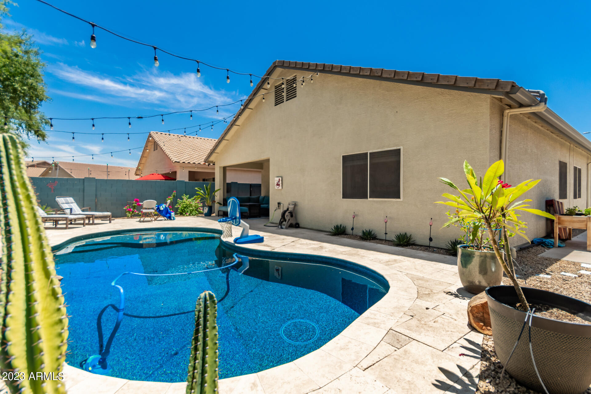 8402 W MARY ANN Drive