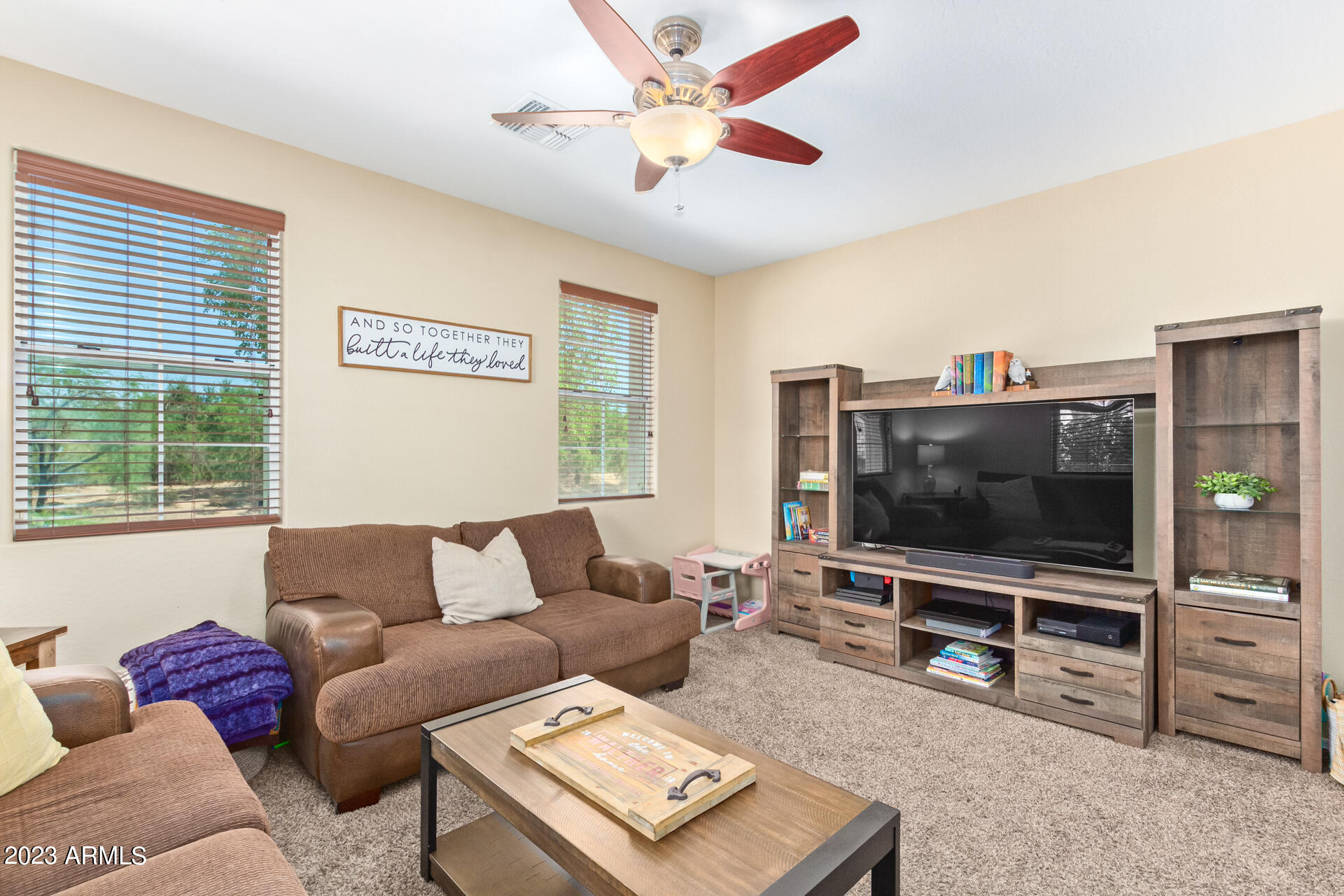 1743 S CHATSWORTH --
