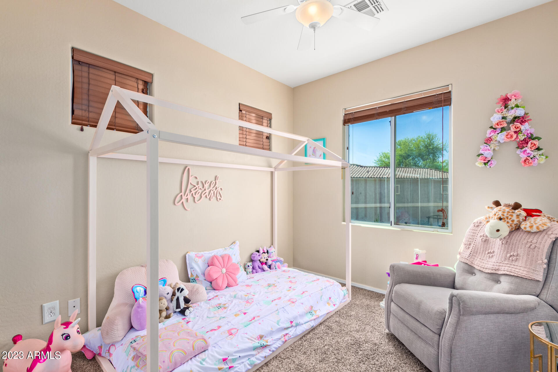 1743 S CHATSWORTH --