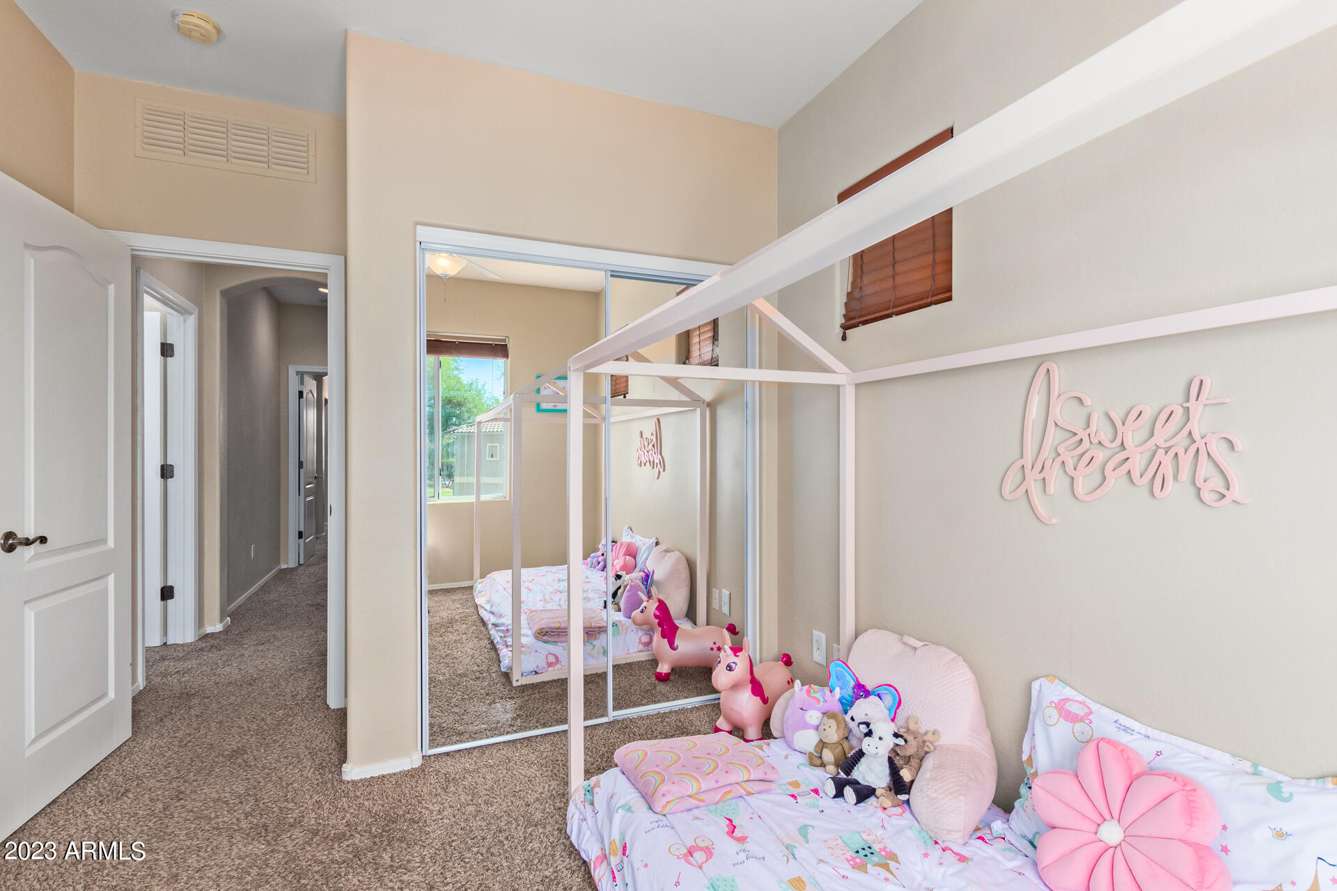 1743 S CHATSWORTH --