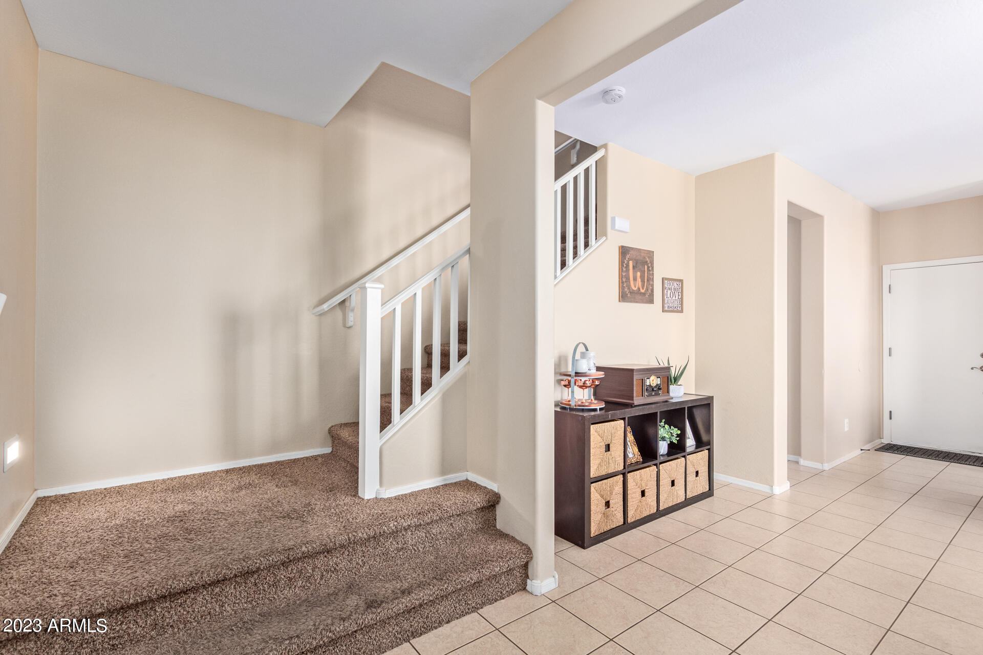 1743 S CHATSWORTH --