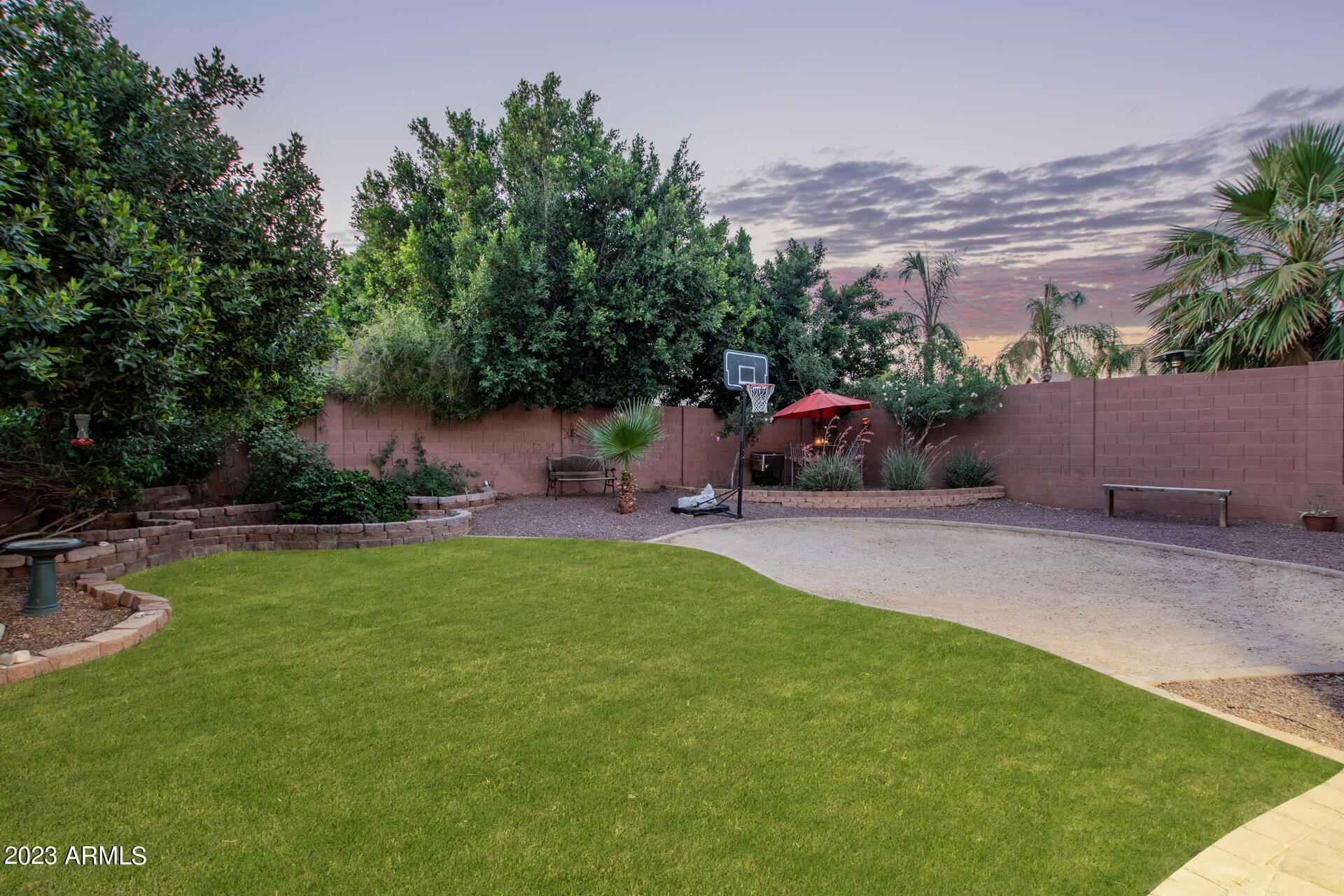 1430 N SIERRA Heights