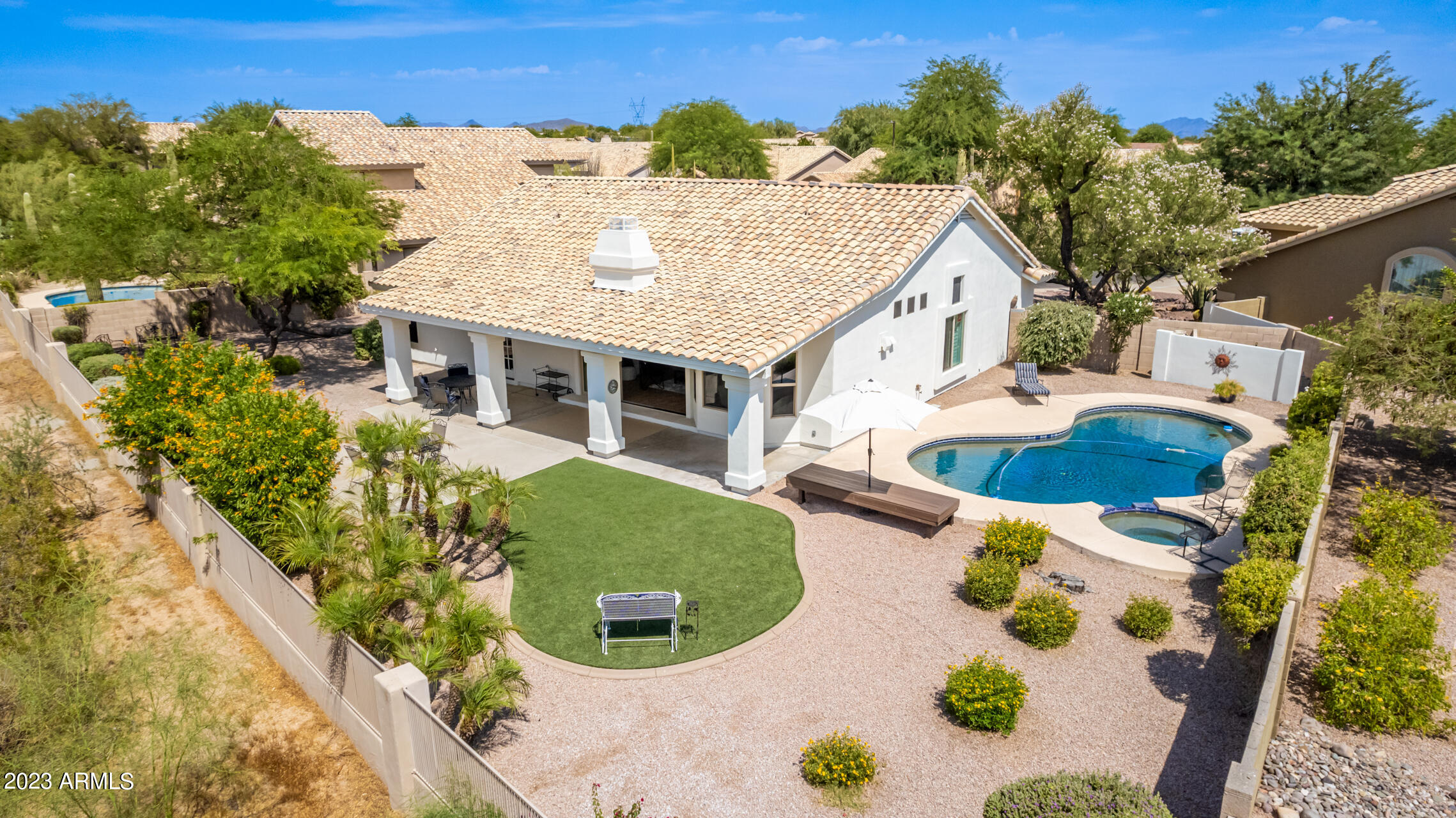 4102 E RANCHO TIERRA Drive