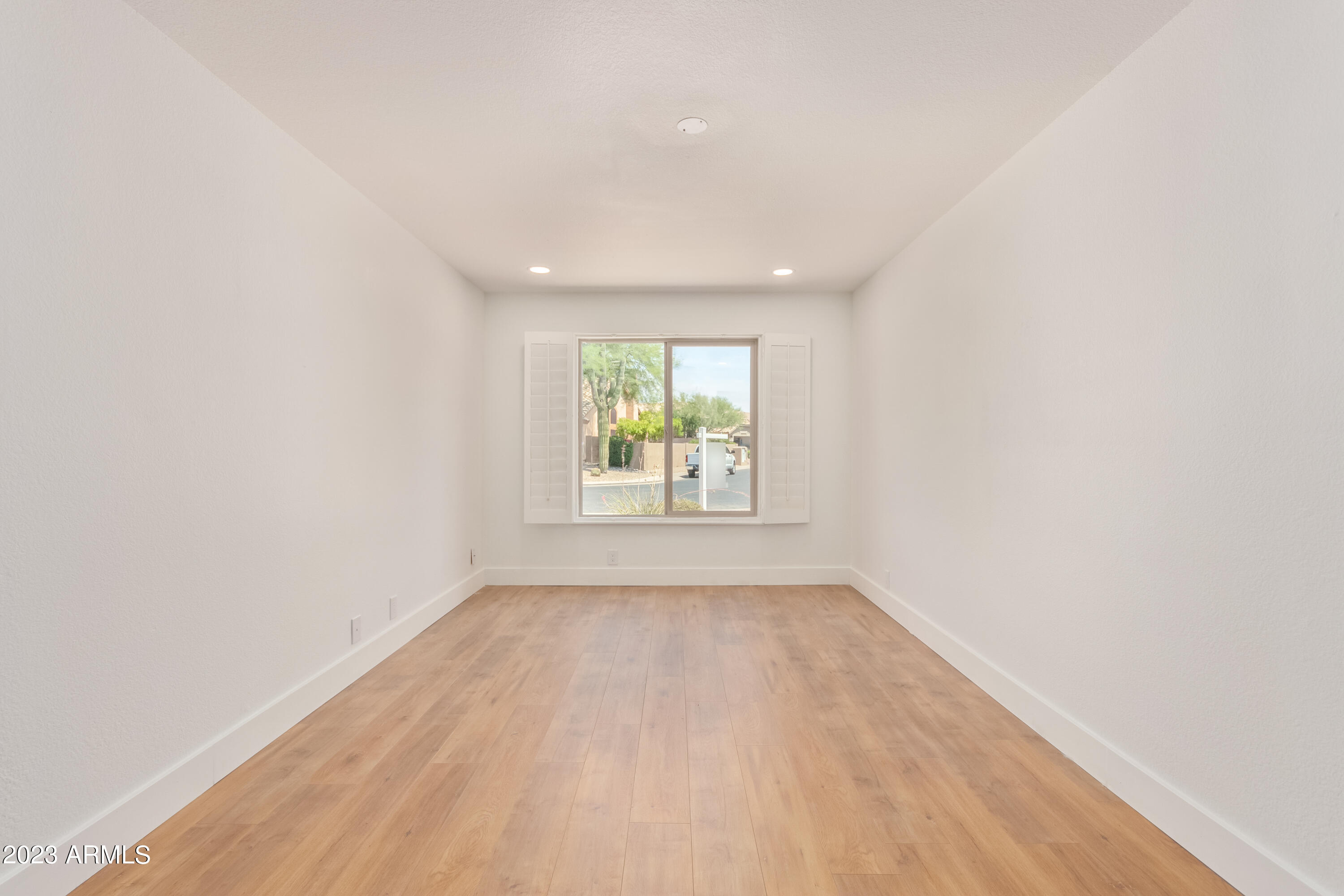 4102 E RANCHO TIERRA Drive