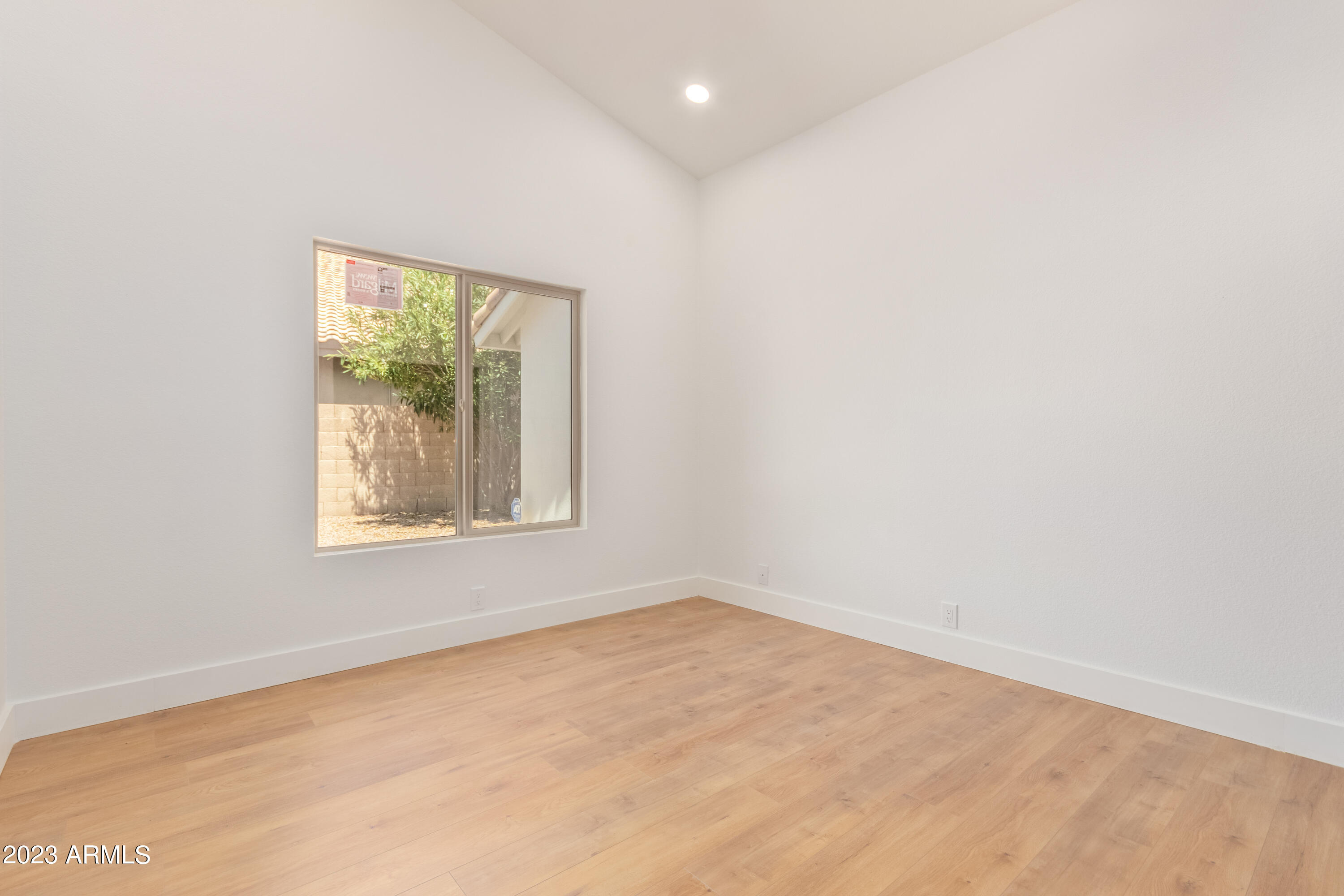 4102 E RANCHO TIERRA Drive