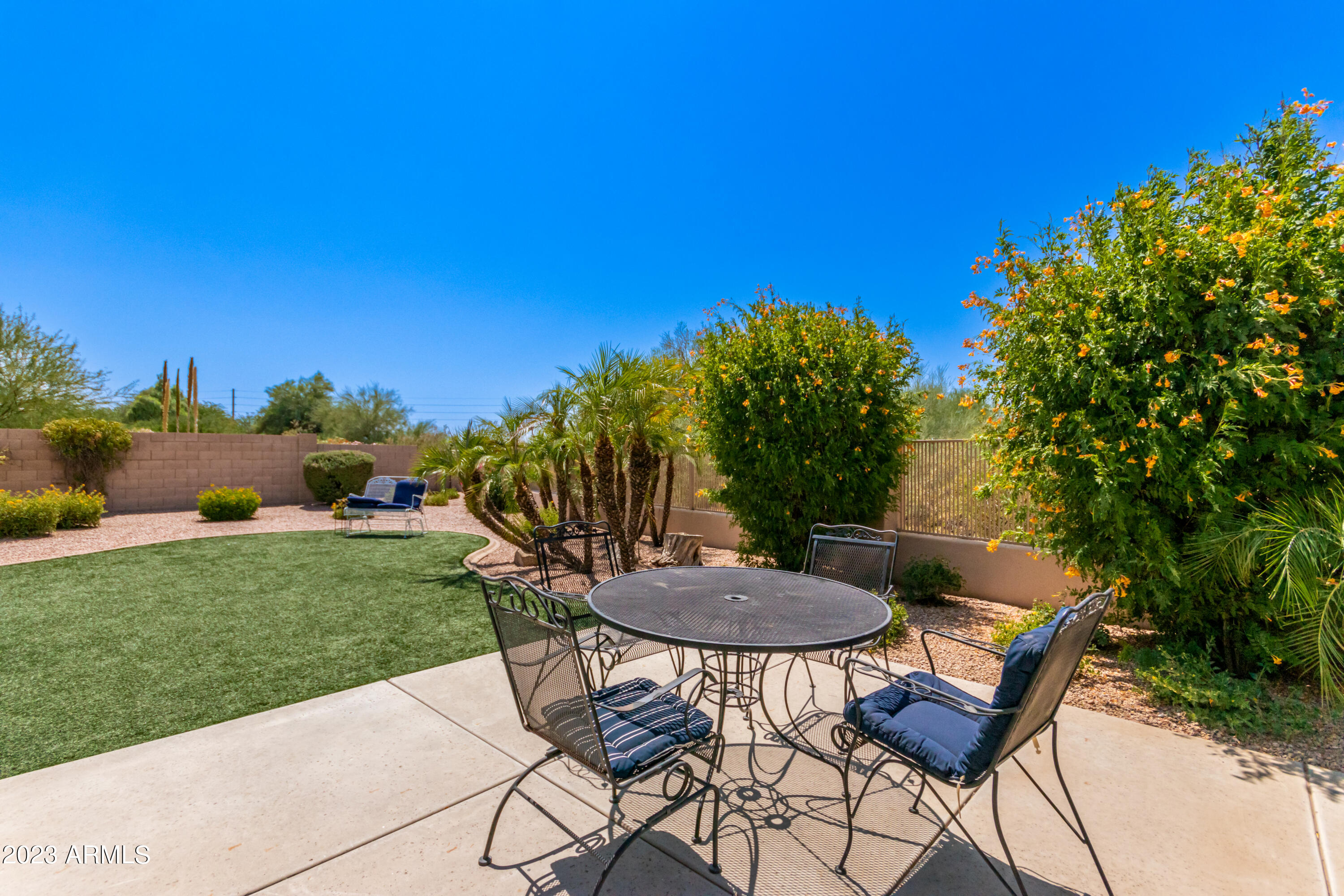 4102 E RANCHO TIERRA Drive