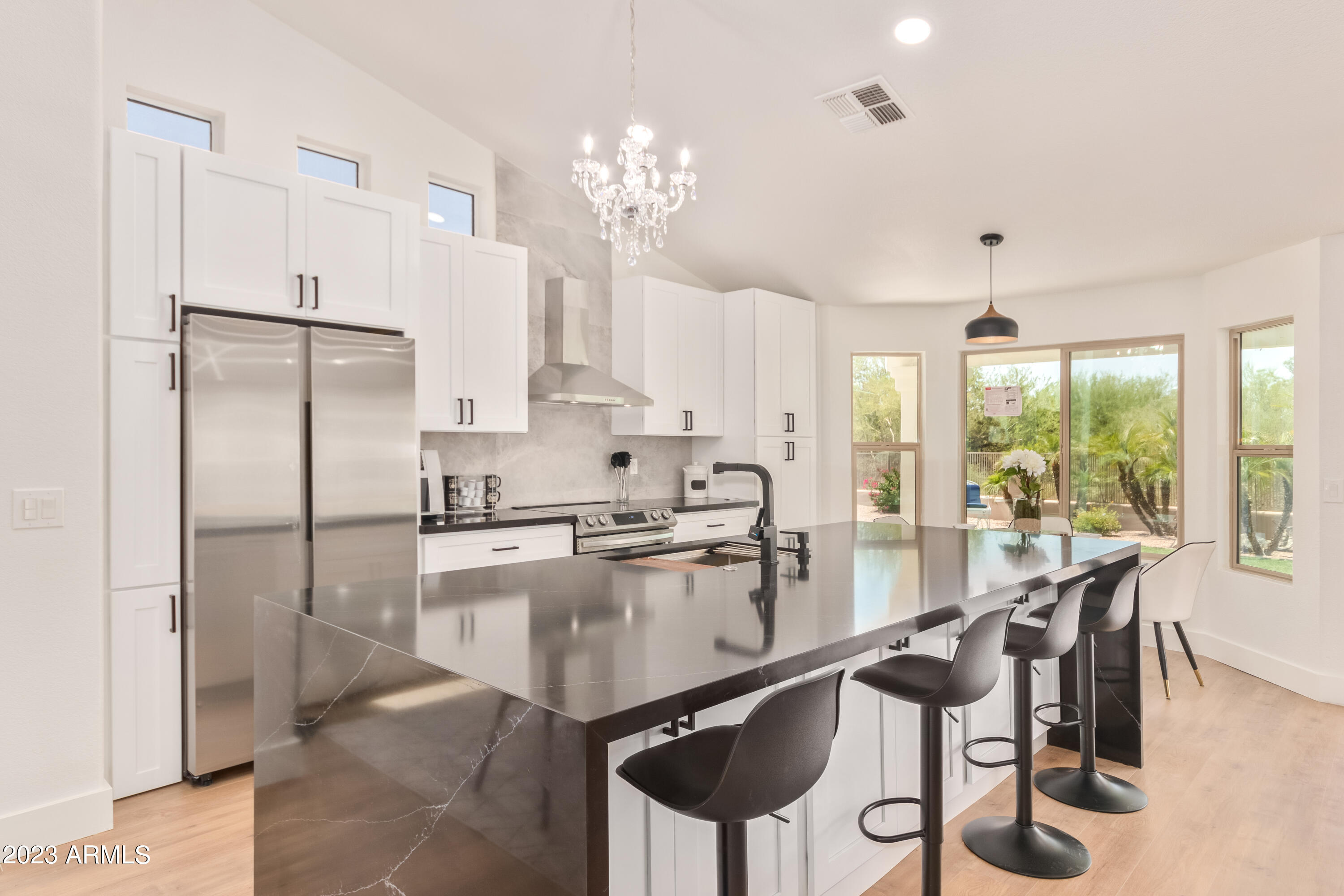4102 E RANCHO TIERRA Drive