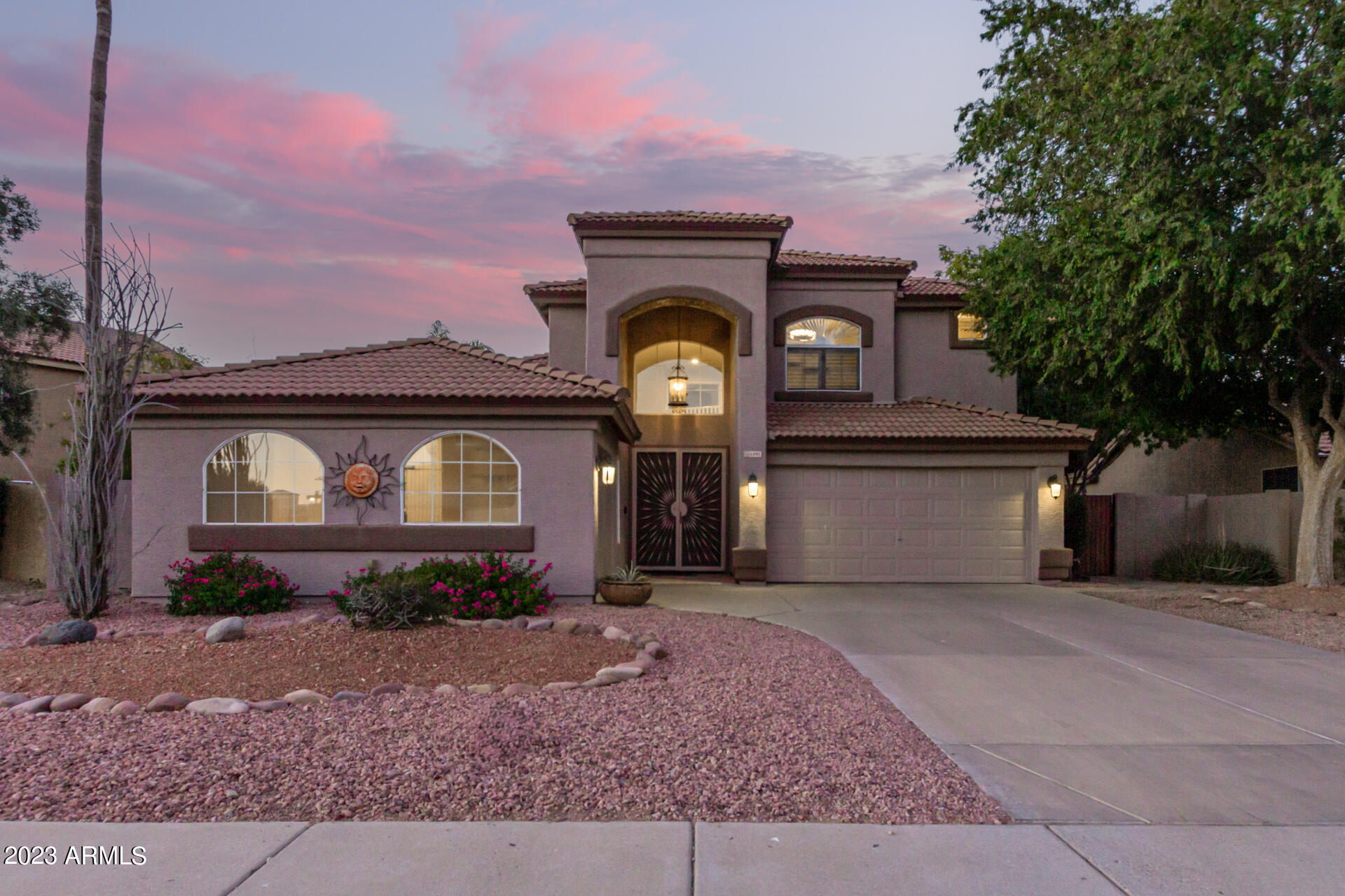 6490 W TONOPAH Drive