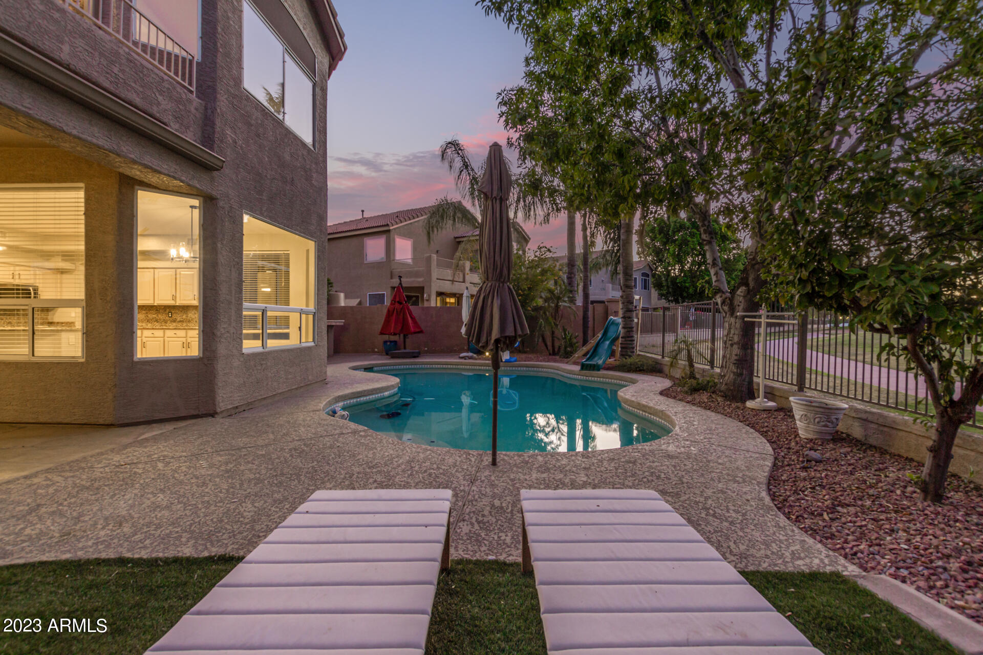6490 W TONOPAH Drive