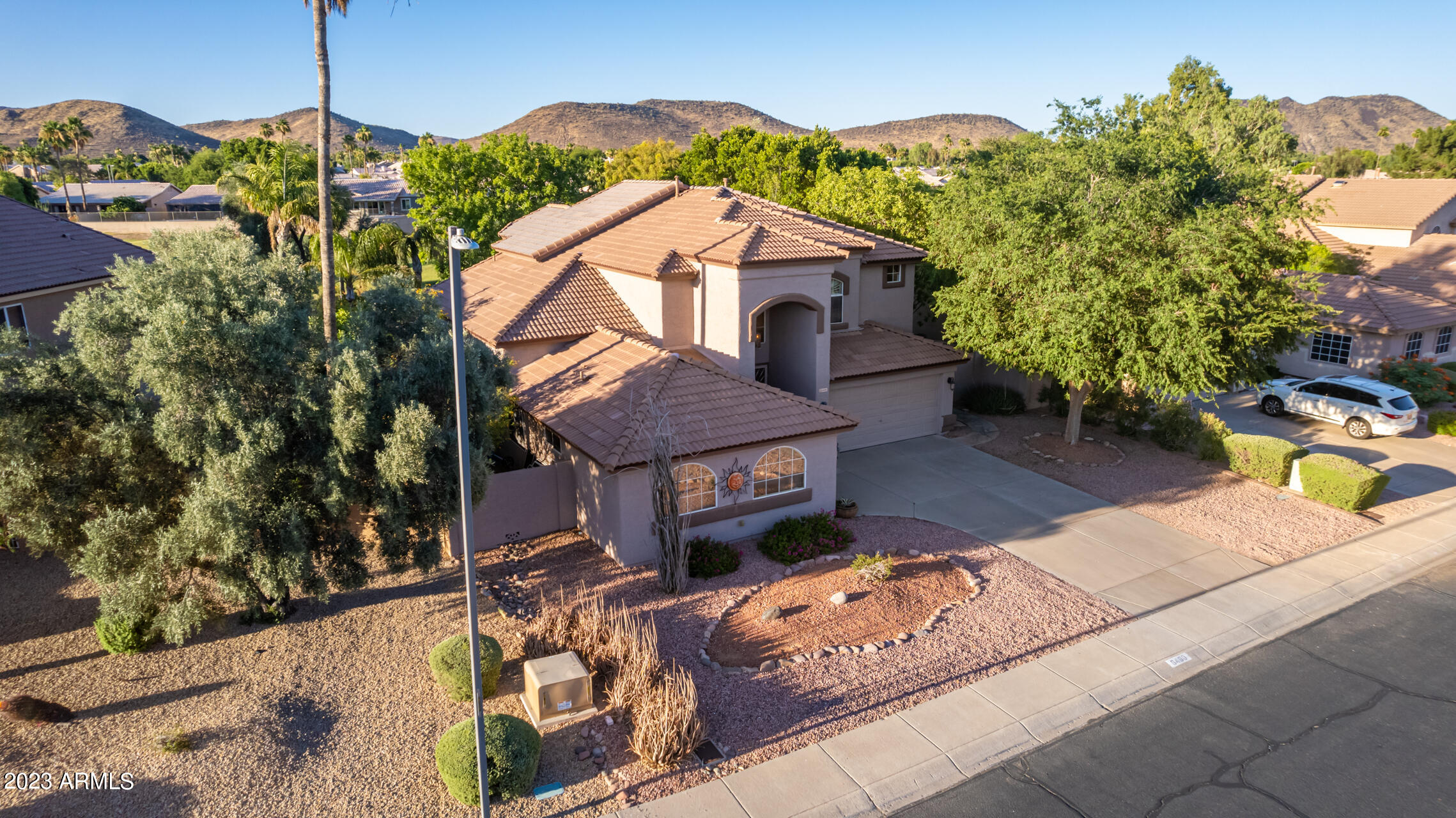 6490 W TONOPAH Drive