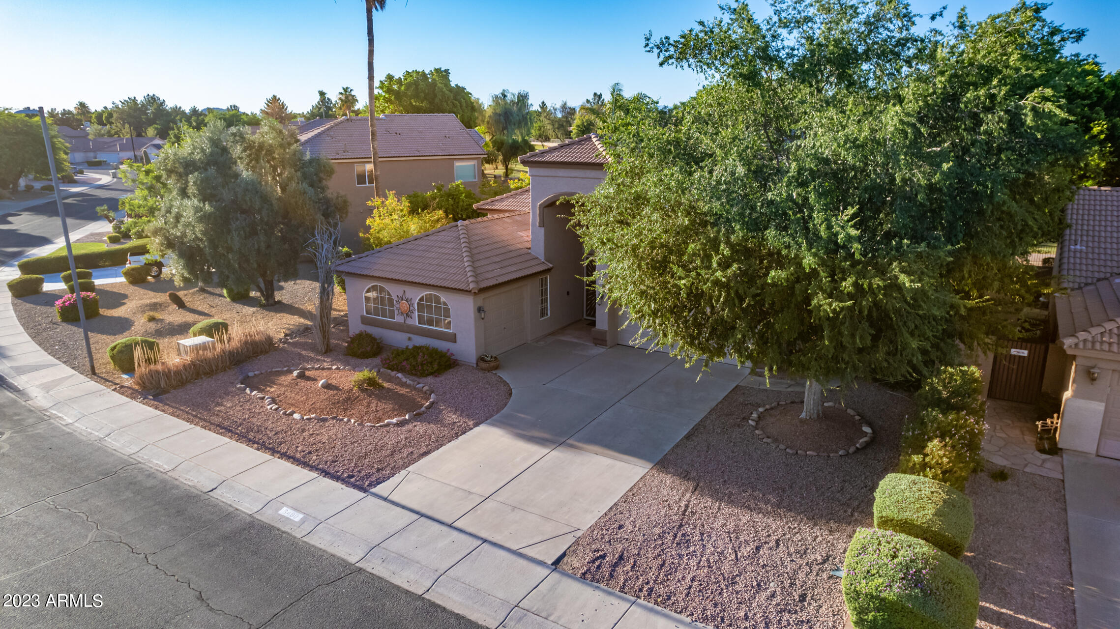 6490 W TONOPAH Drive