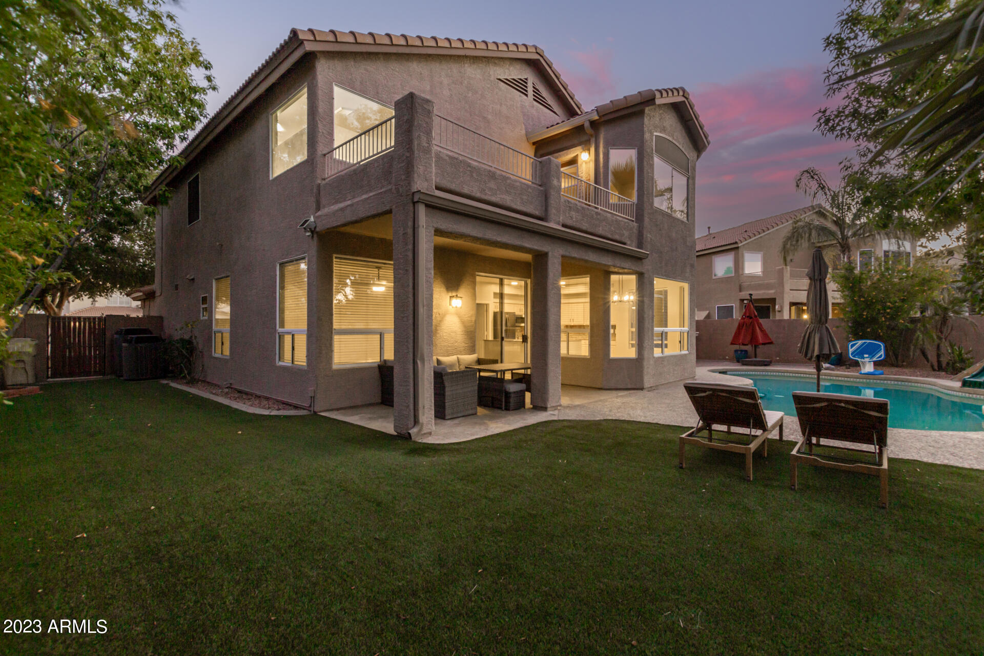 6490 W TONOPAH Drive