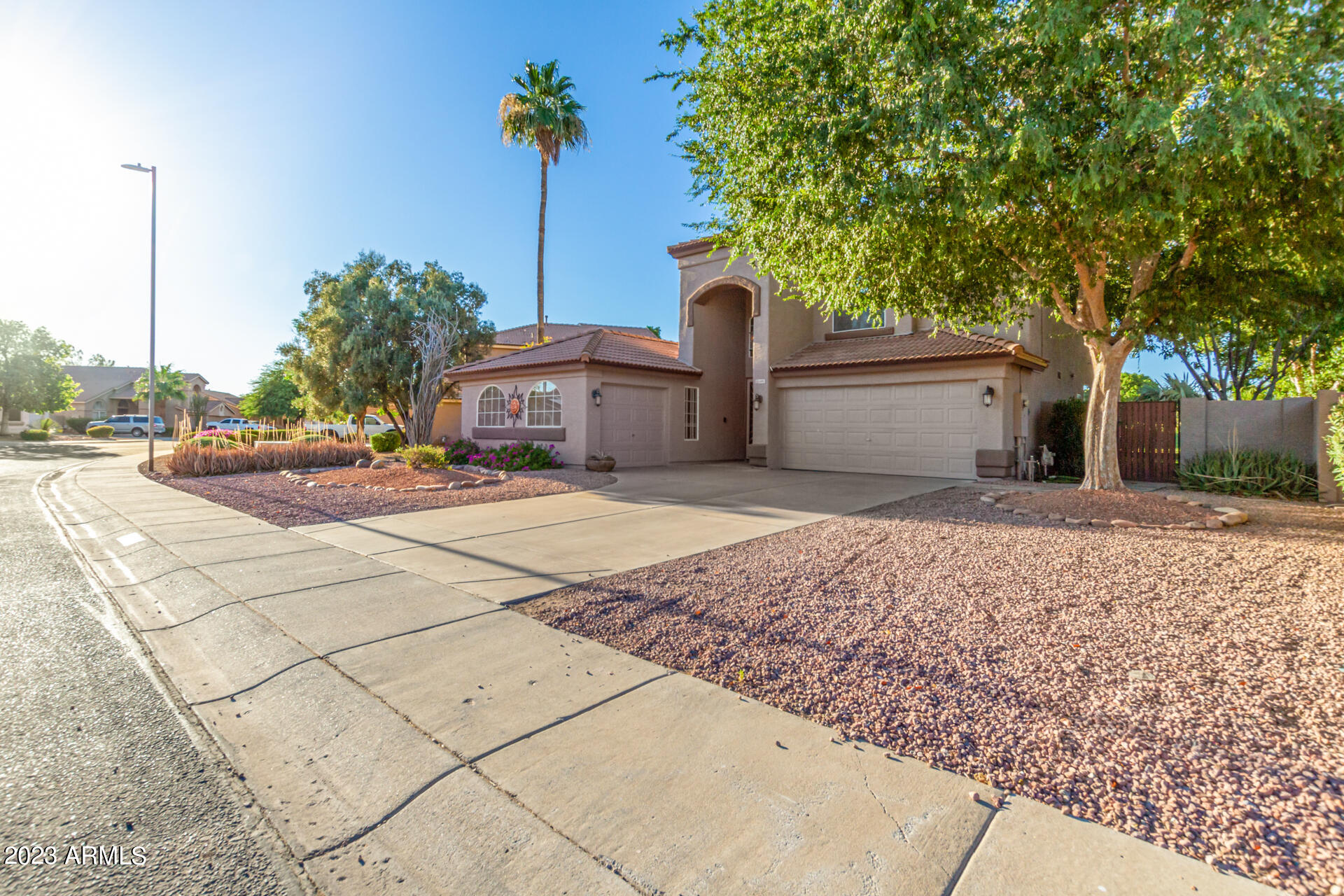 6490 W TONOPAH Drive