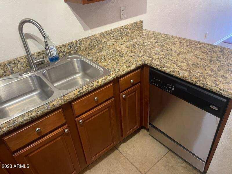 985 N Granite Reef Road # 156