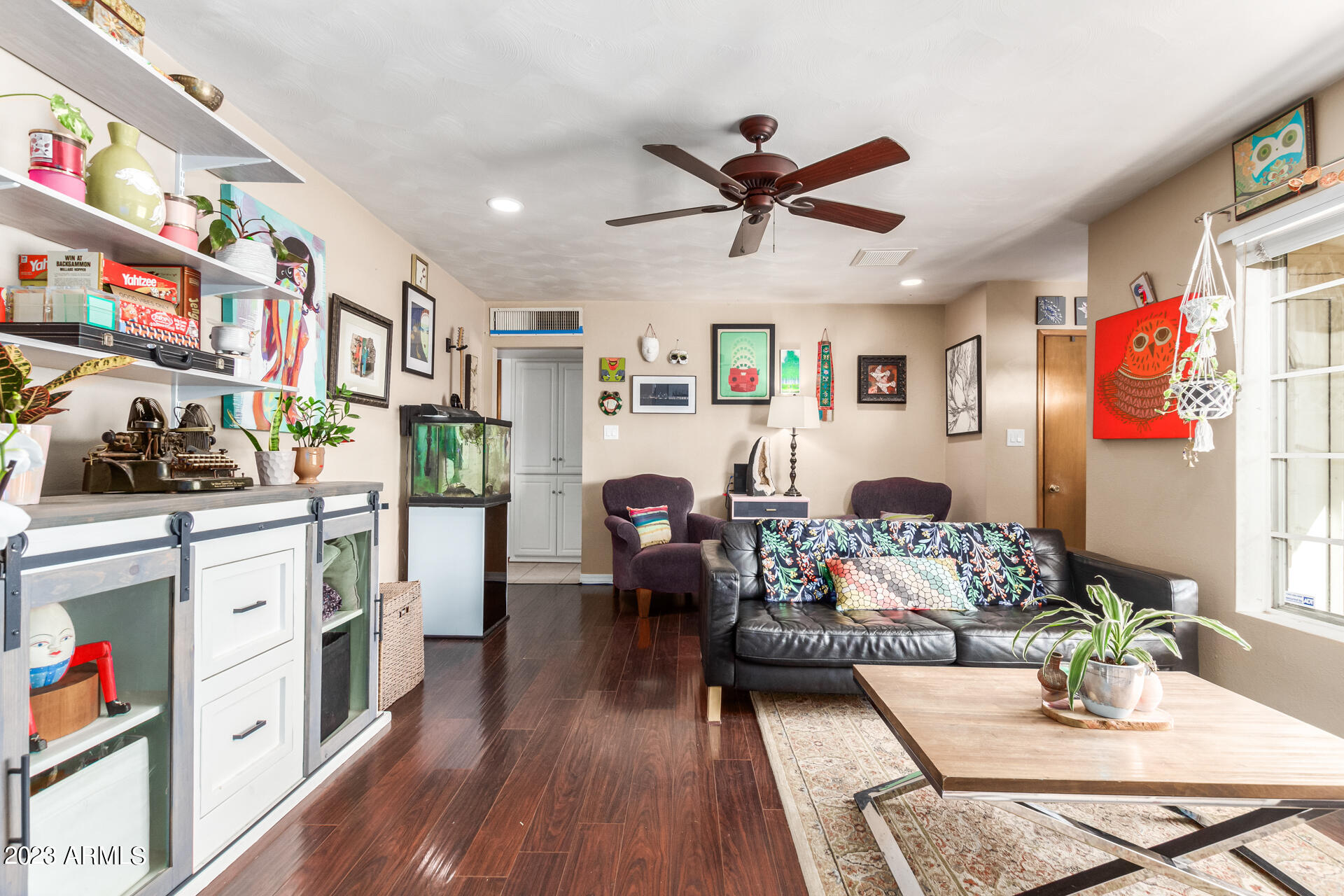1220 W HIGHLAND Avenue