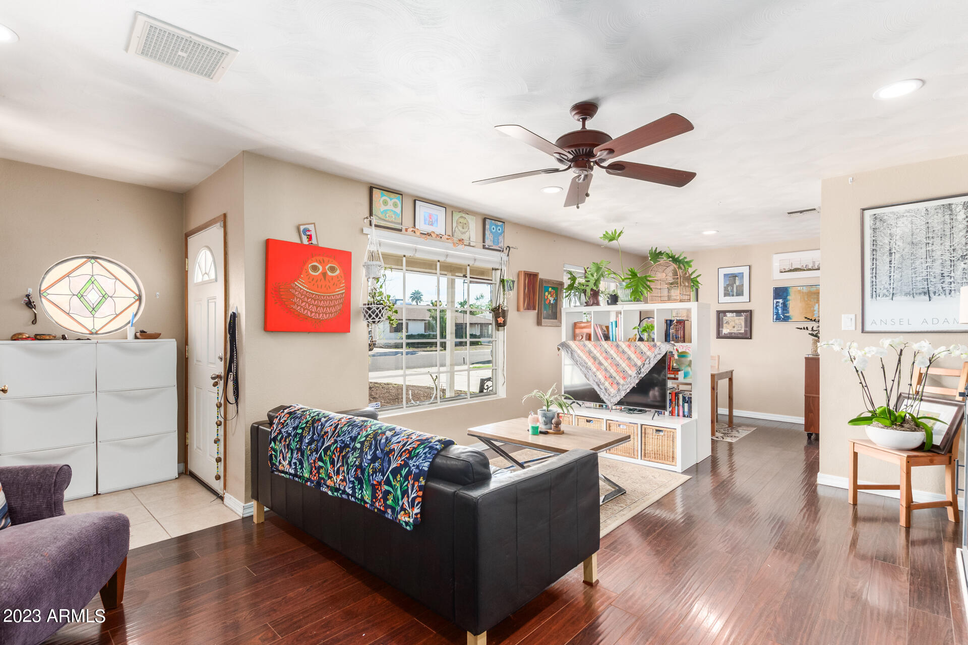 1220 W HIGHLAND Avenue