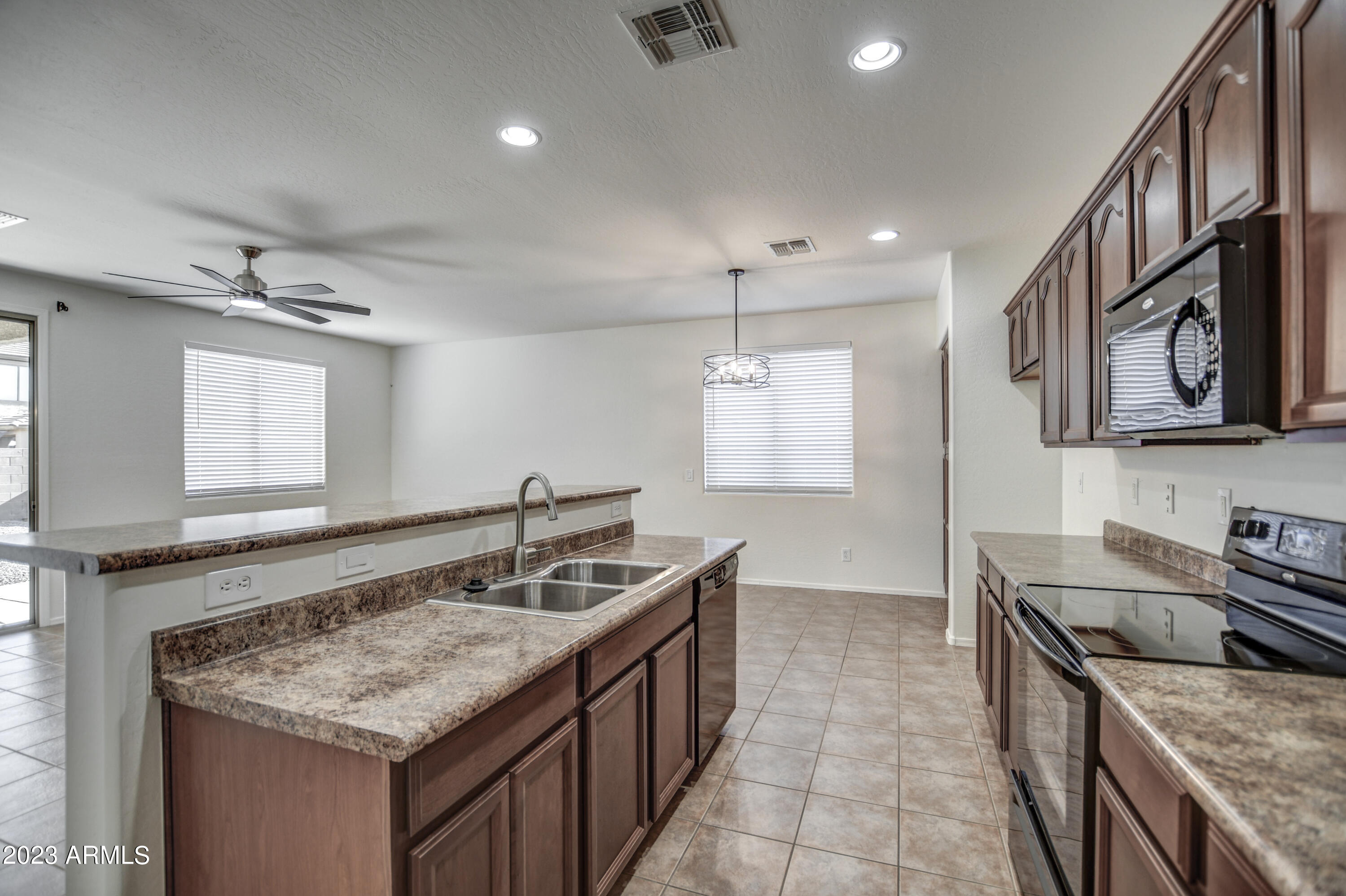 7421 W SOPHIE Lane