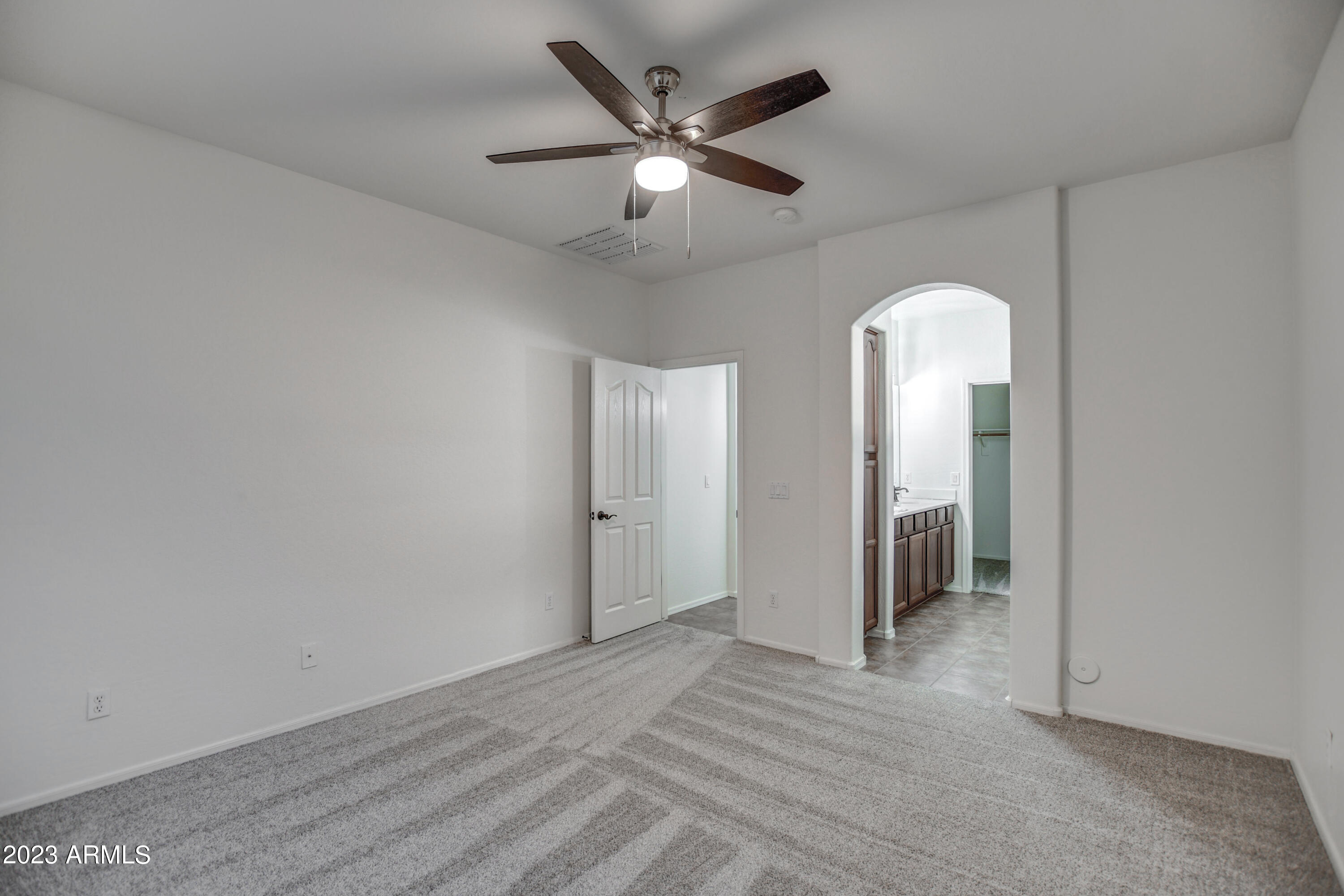7421 W SOPHIE Lane