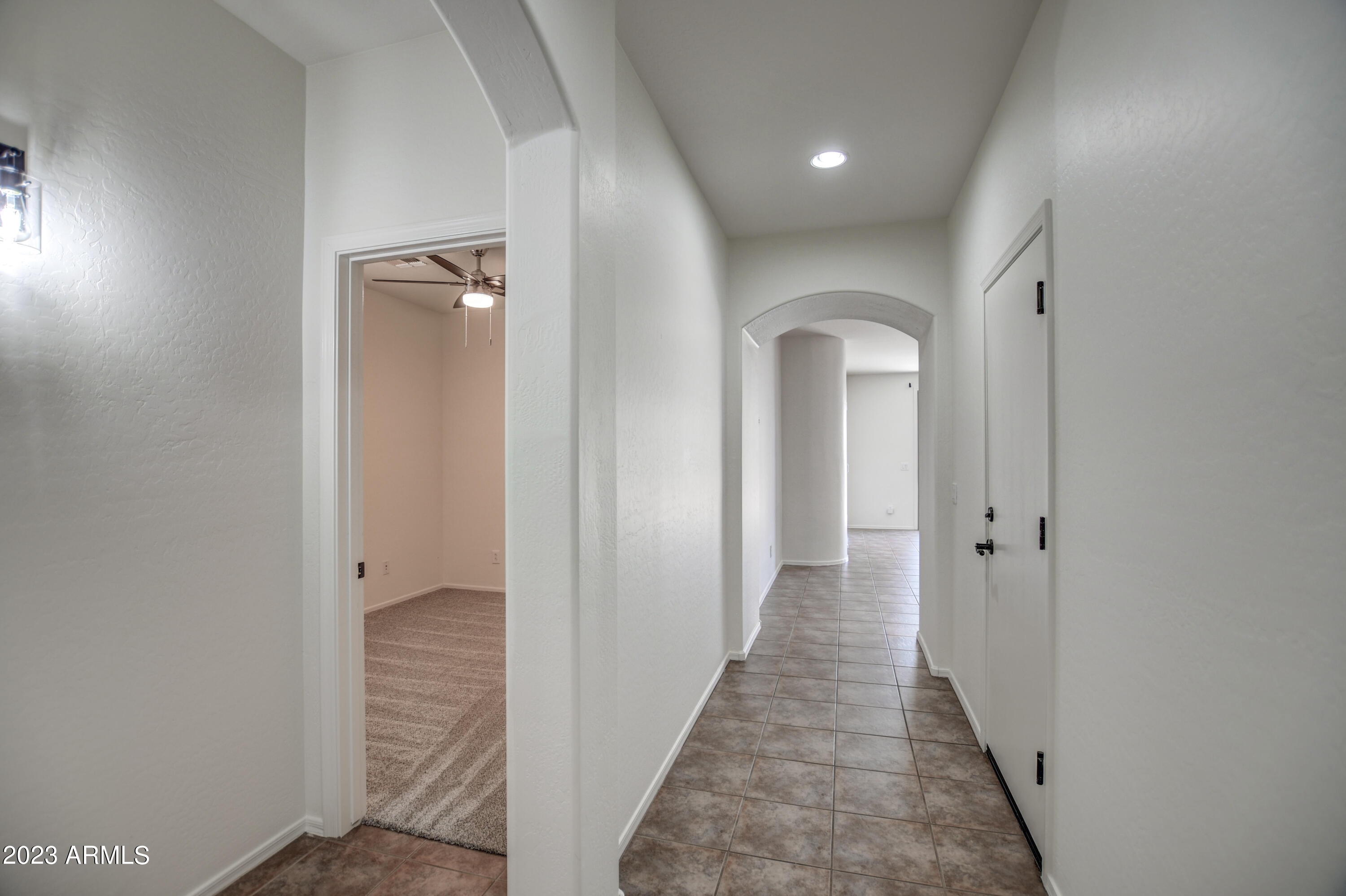 7421 W SOPHIE Lane