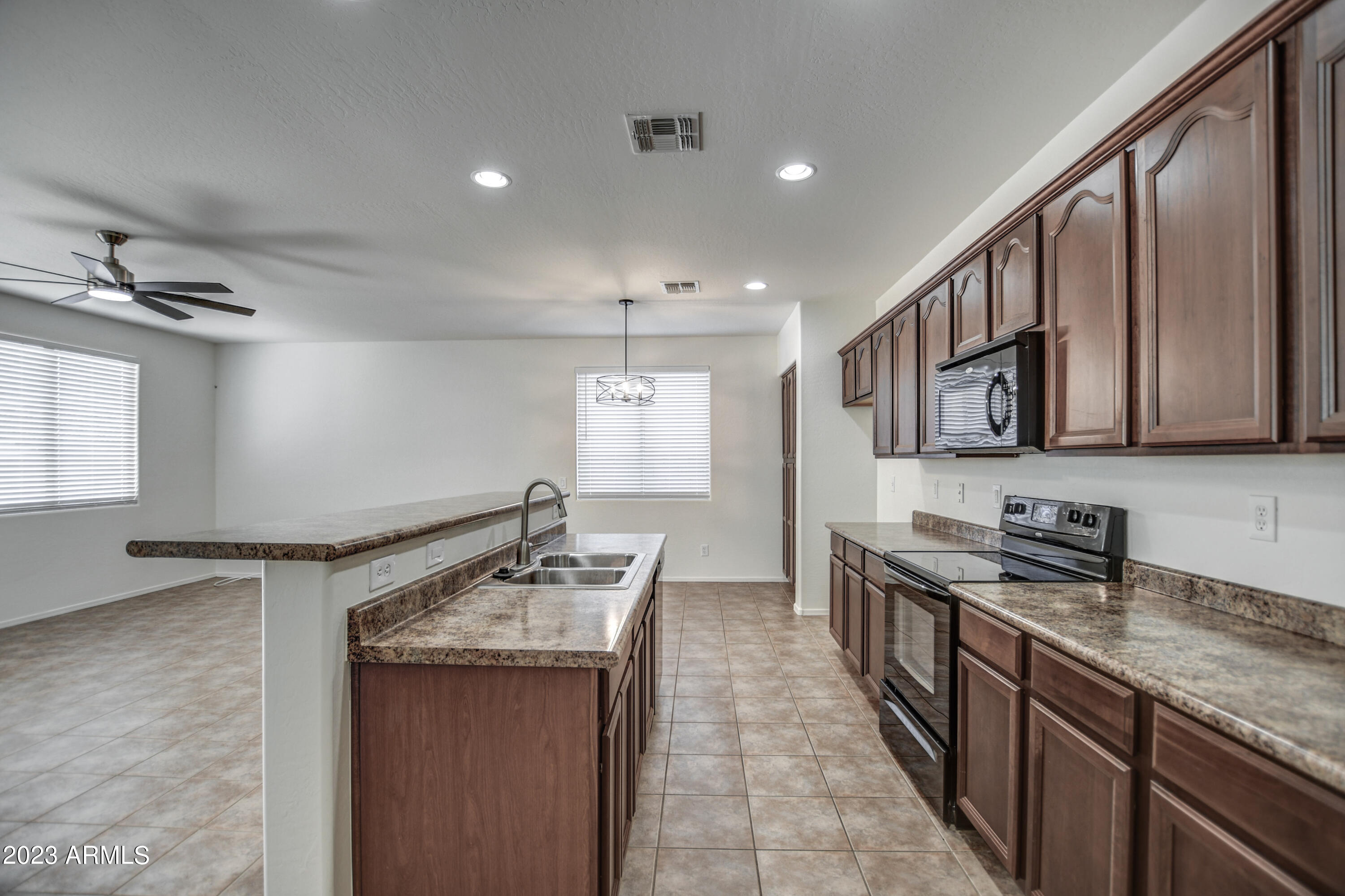 7421 W SOPHIE Lane