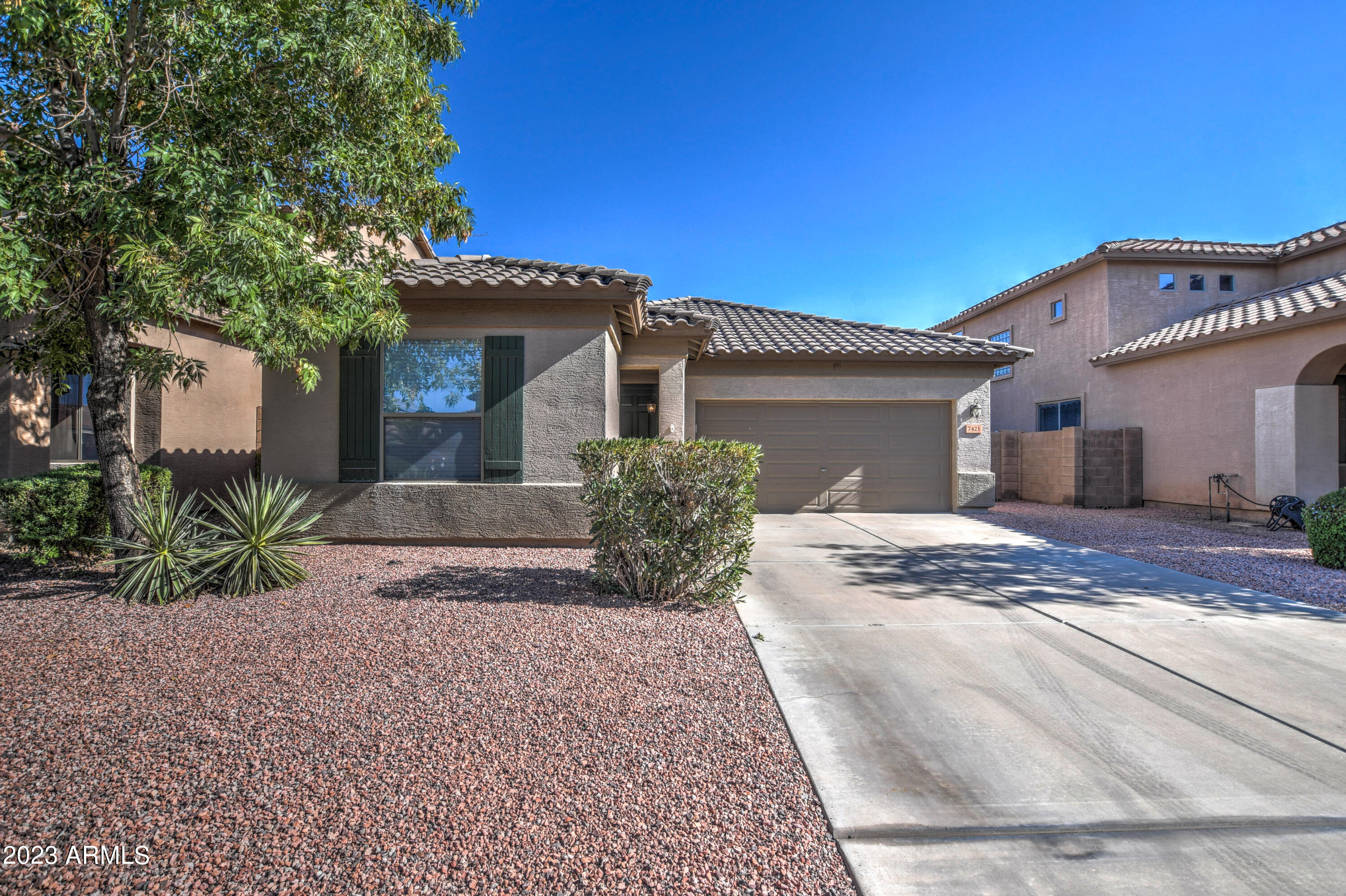 7421 W SOPHIE Lane